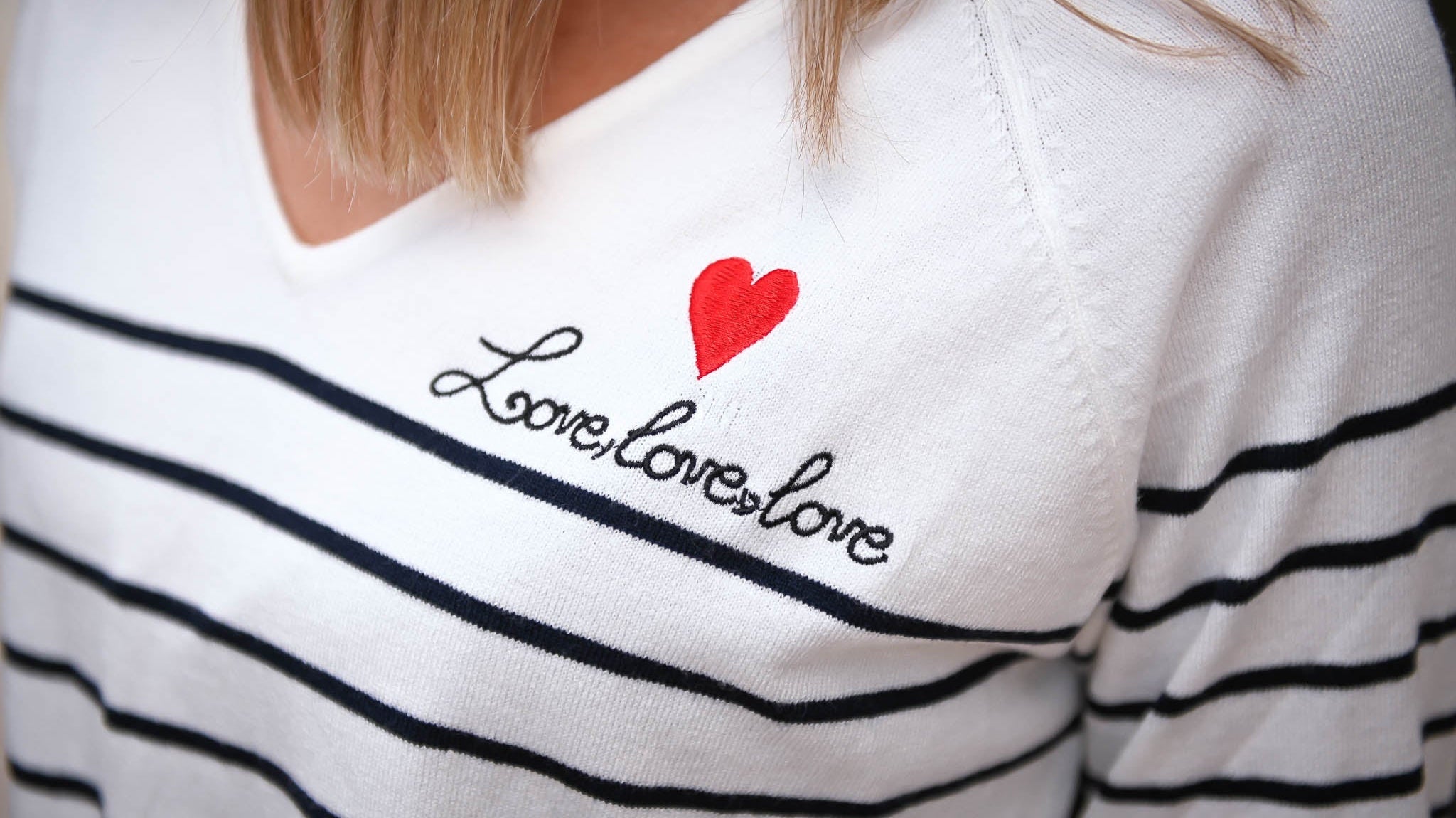 Comment bien laver ses vêtements pour ne pas les abîmer ? - La Boutique de Lydie