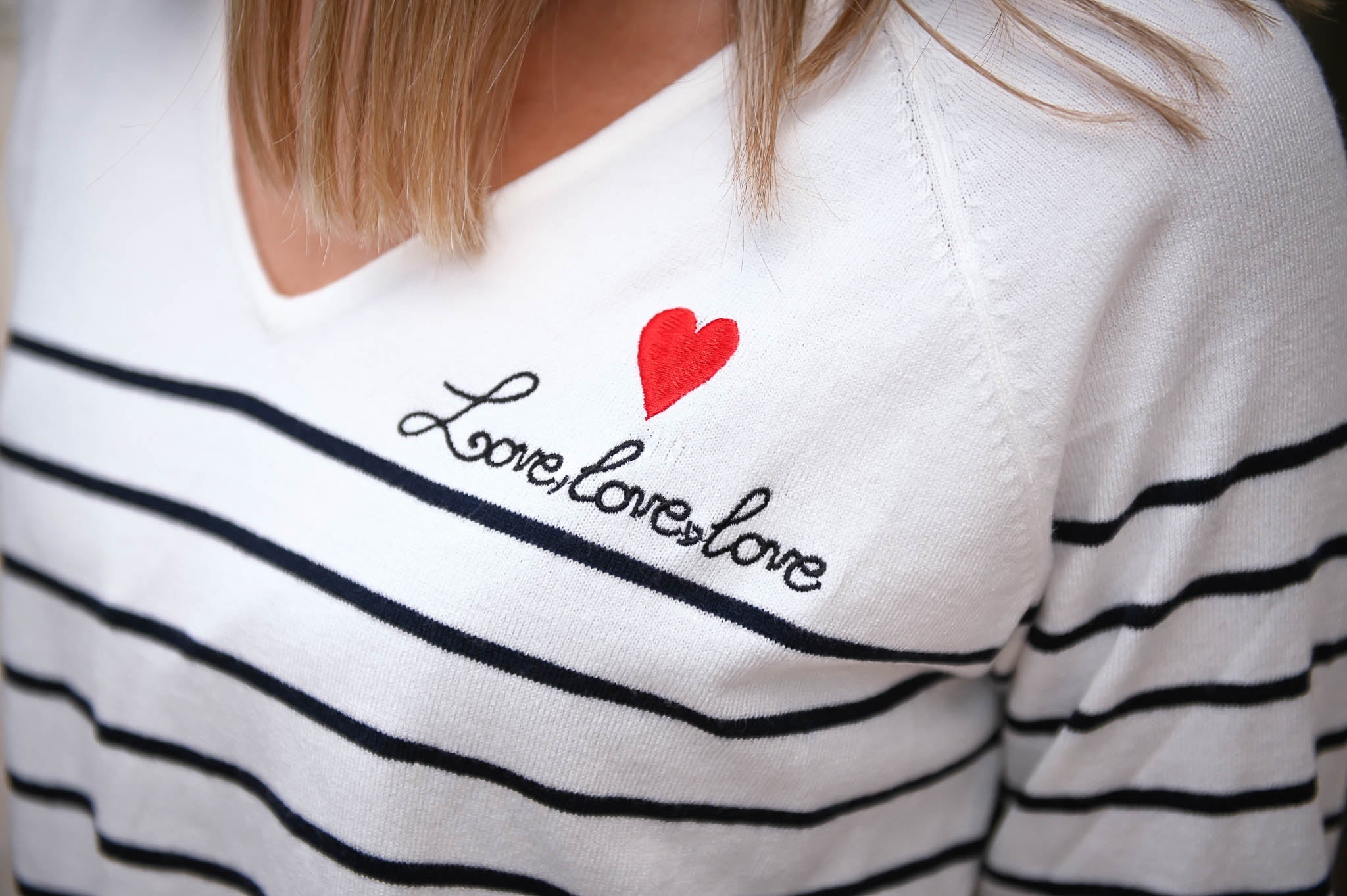 Comment bien laver ses vêtements pour ne pas les abîmer ? - La Boutique de Lydie