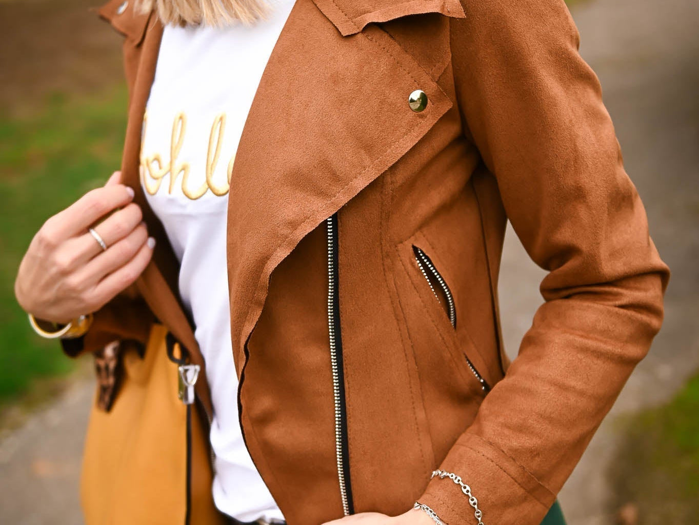 5 Looks pour Porter le Perfecto Femme (Chic, Bohème, Casual)