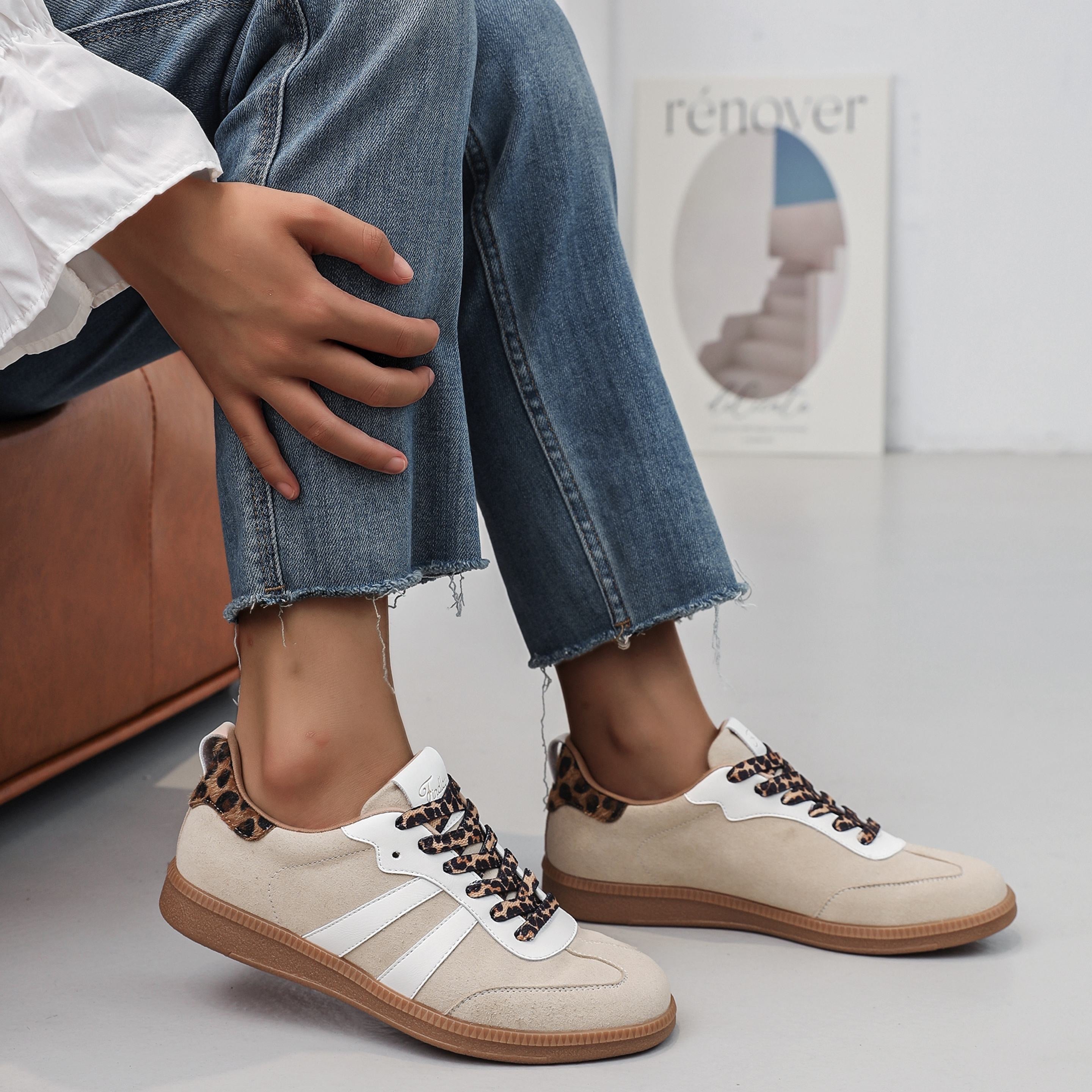 Baskets– Suédine Beige & Touches Léopard