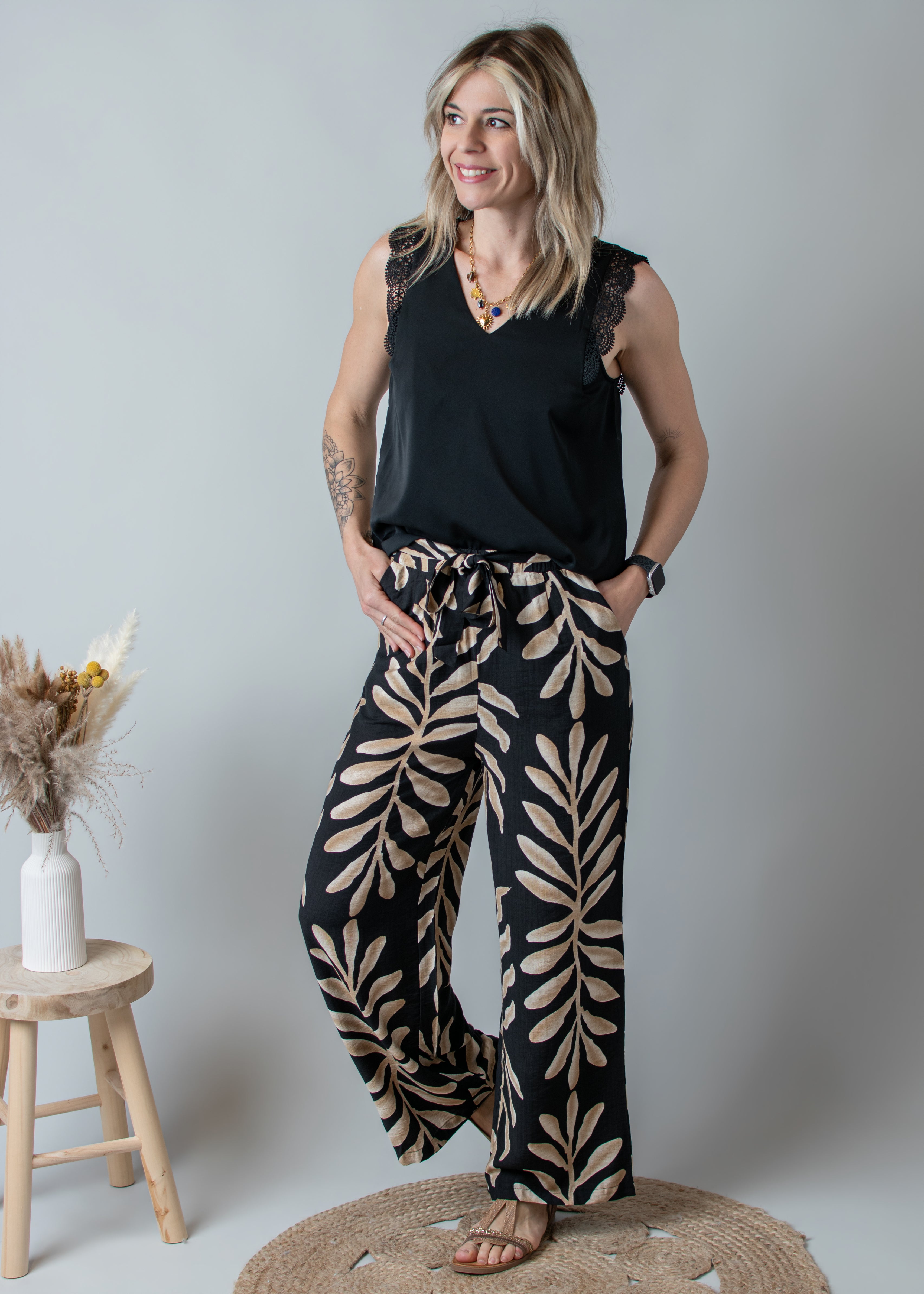 Pantalon fluide noir et beige femme la boutique de lydie