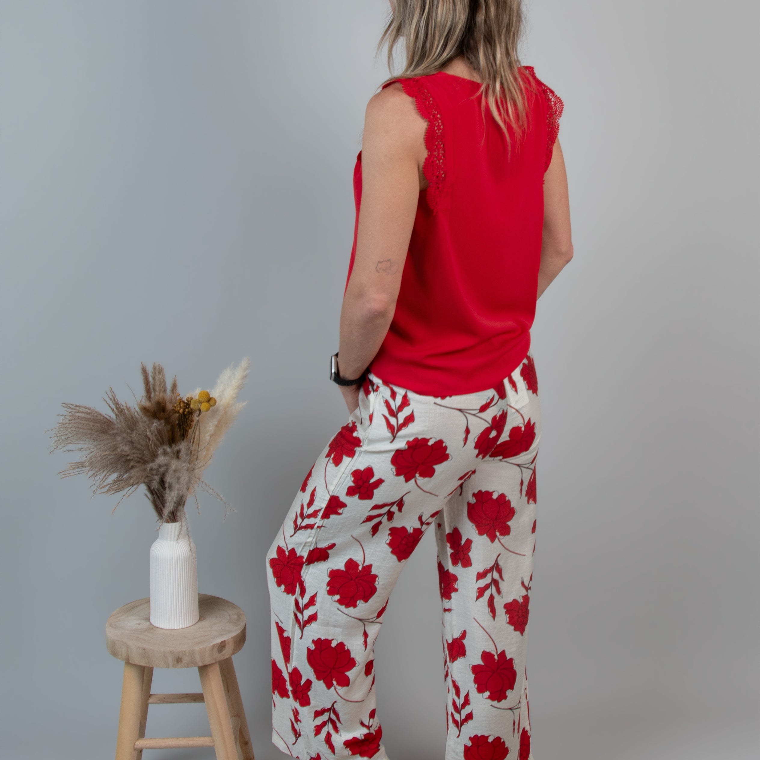 Pantalon Fluide Imprimé Floral Rouge Écru