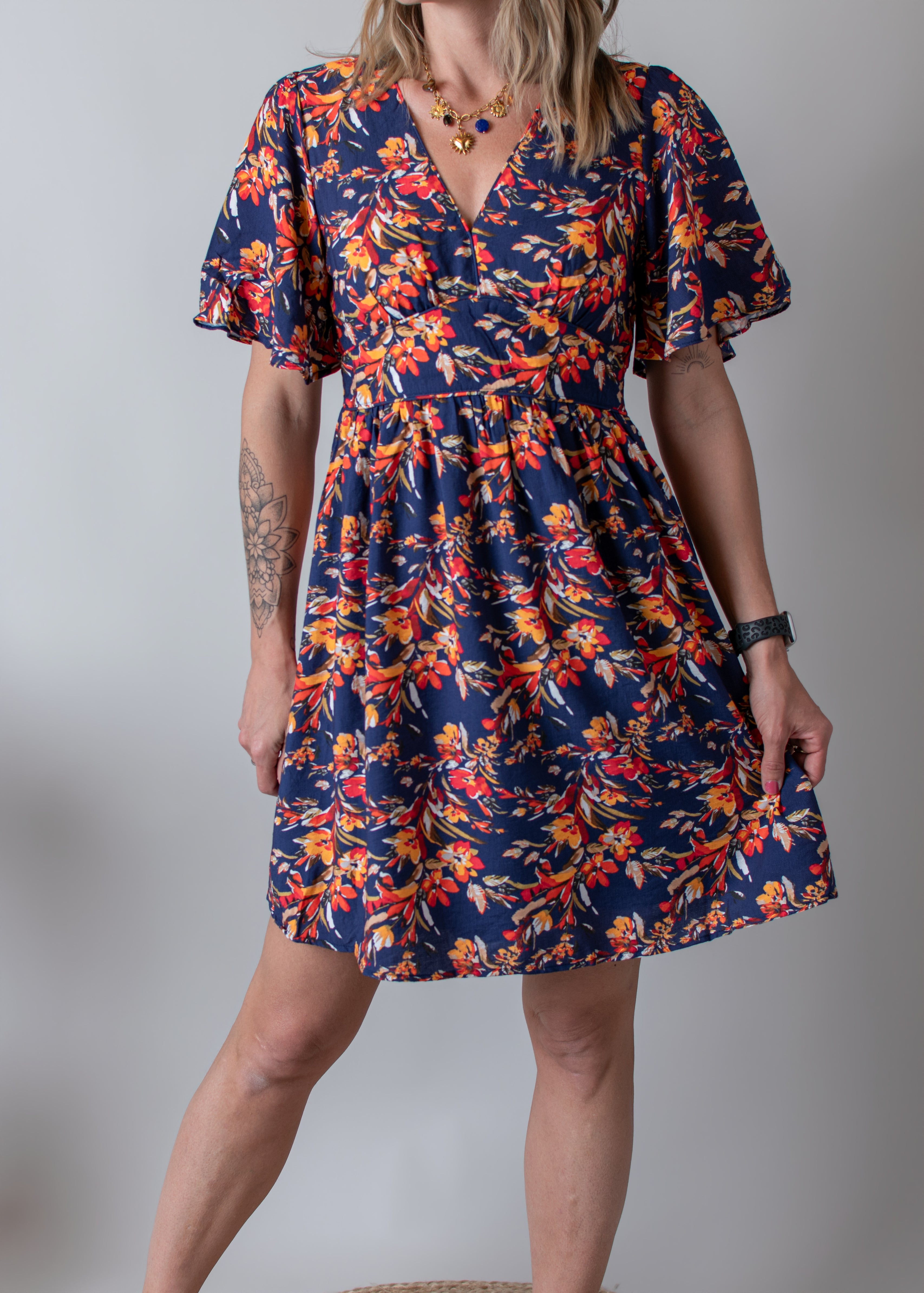 Robe Courte Fleurie marine