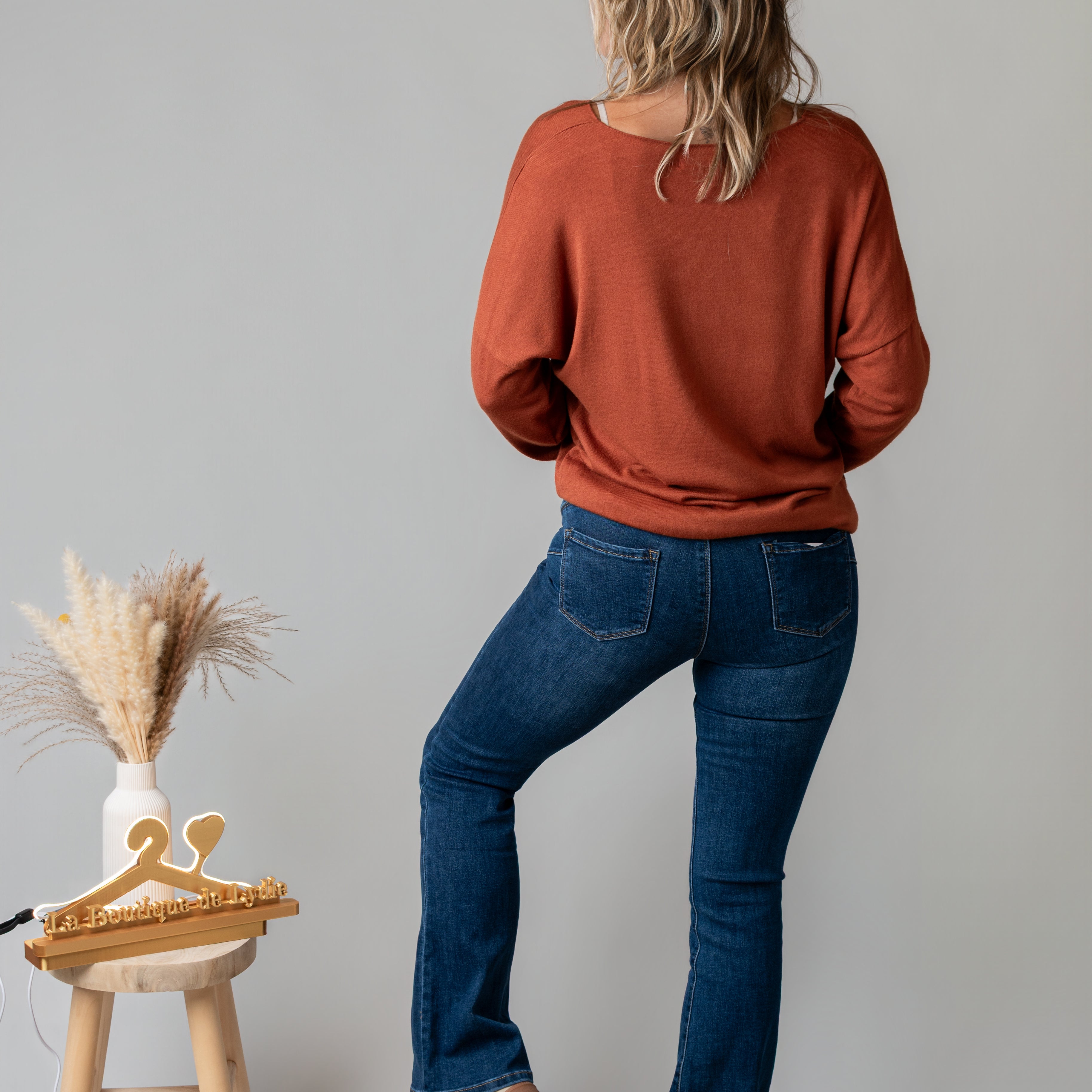 Pull fin col V terracotta Iconic
