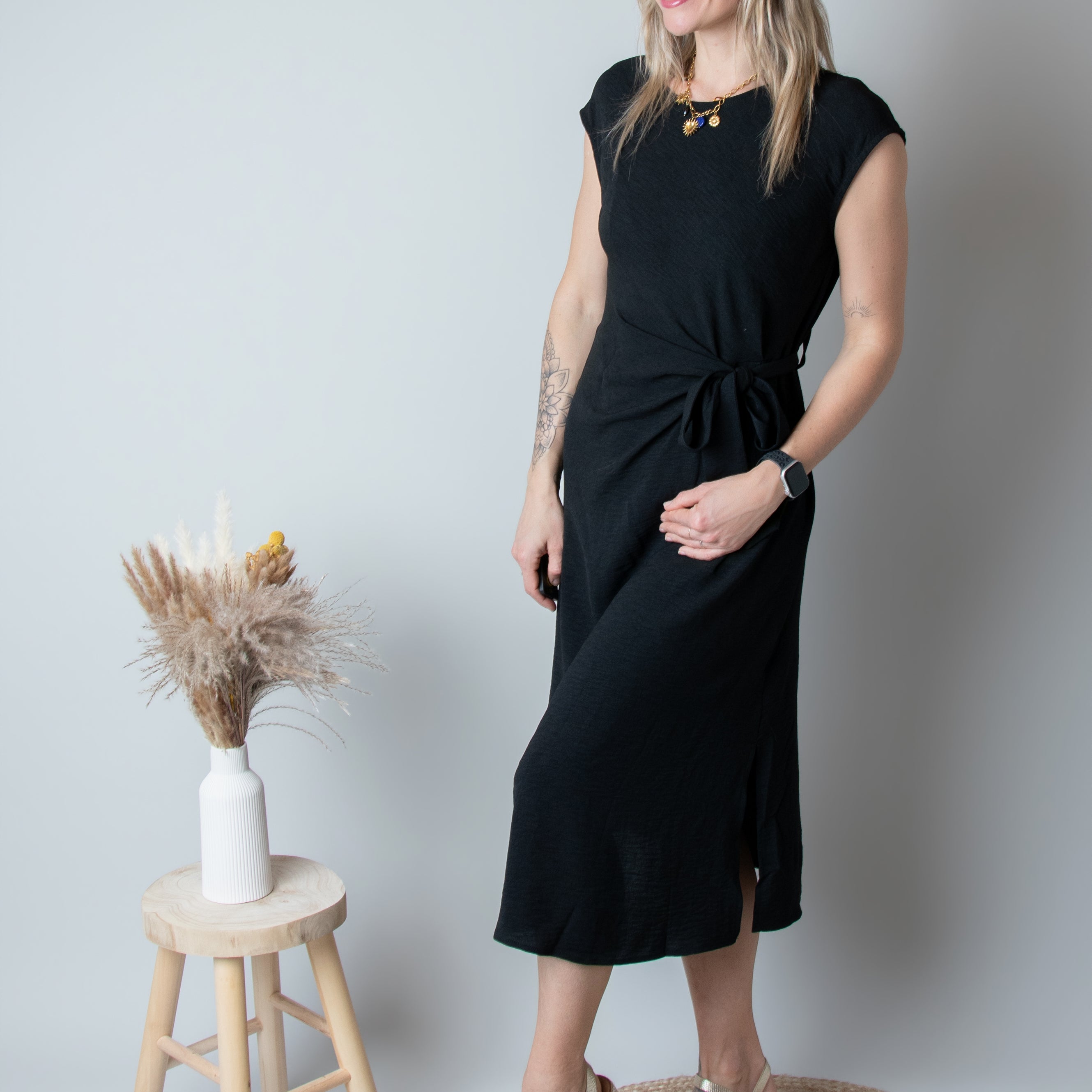 Robe Mi-Longue noire Cintrée