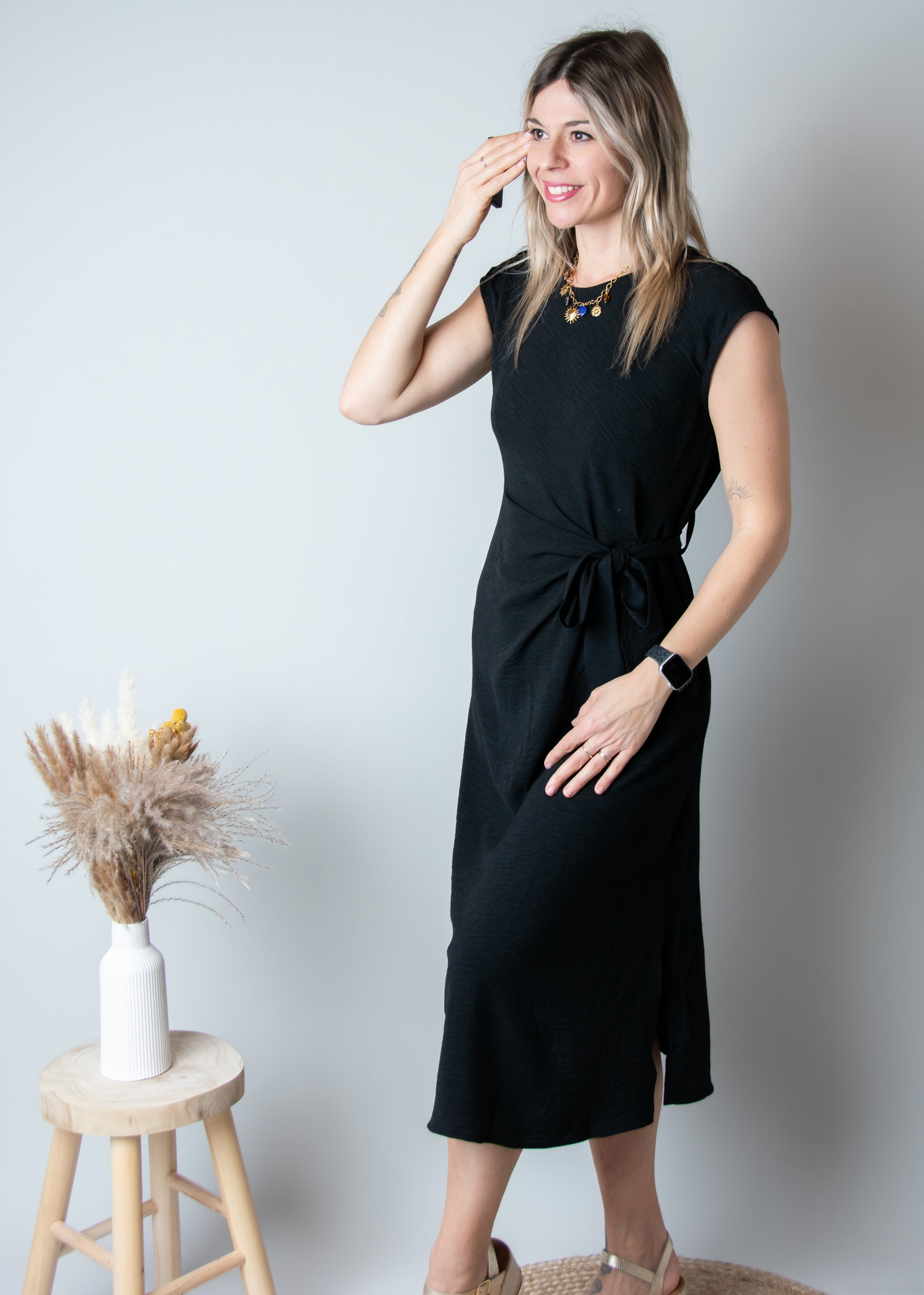 Robe Mi-Longue noire Cintrée