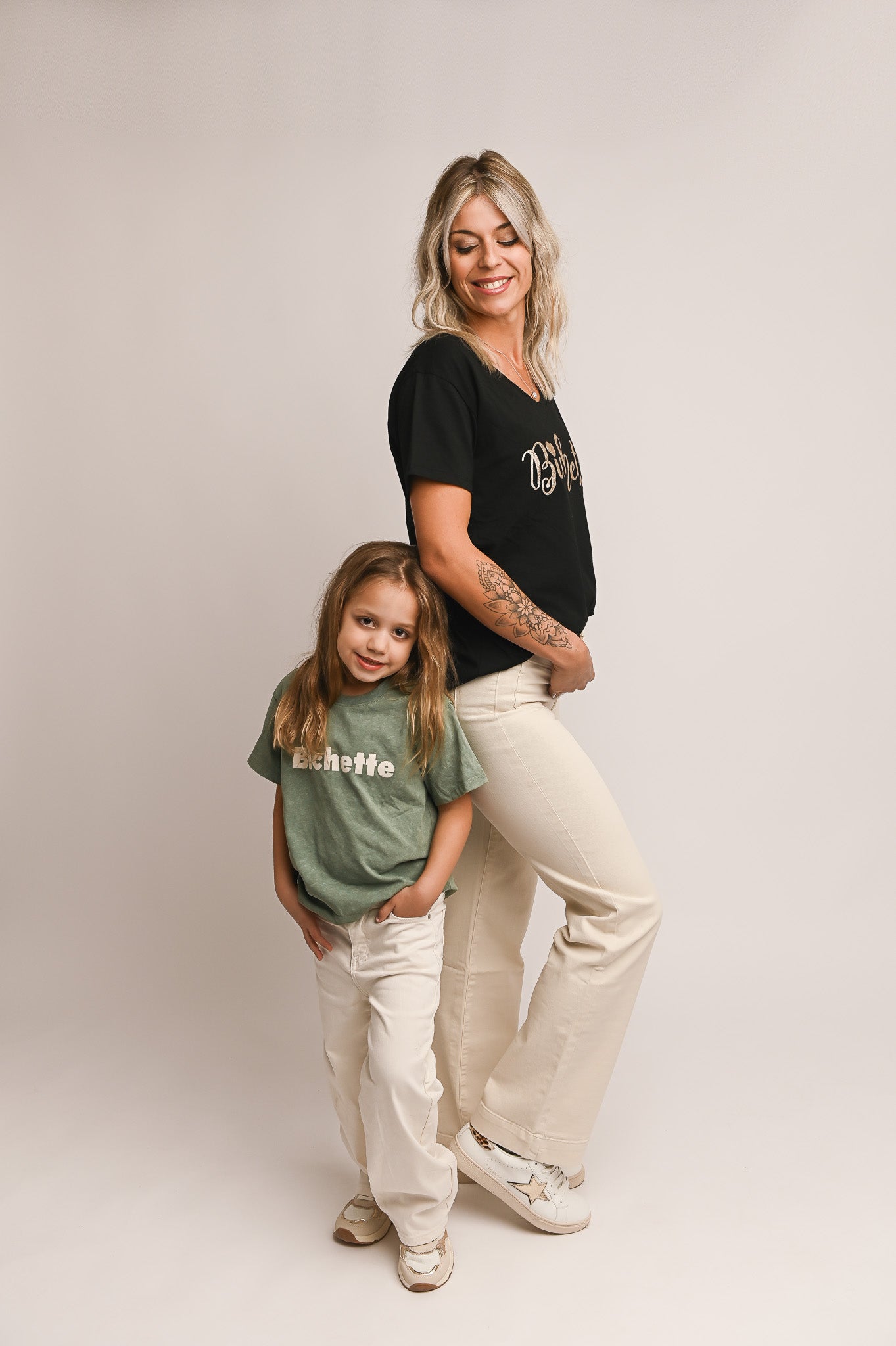 T-shirt kaki effet délavé,