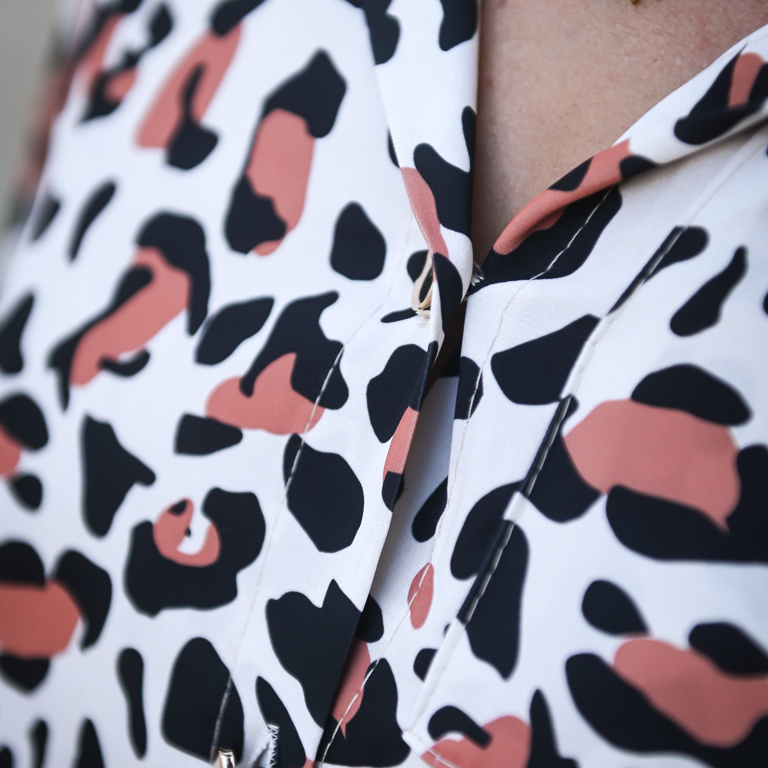 Chemise fluide motif léopard la boutique de lydie