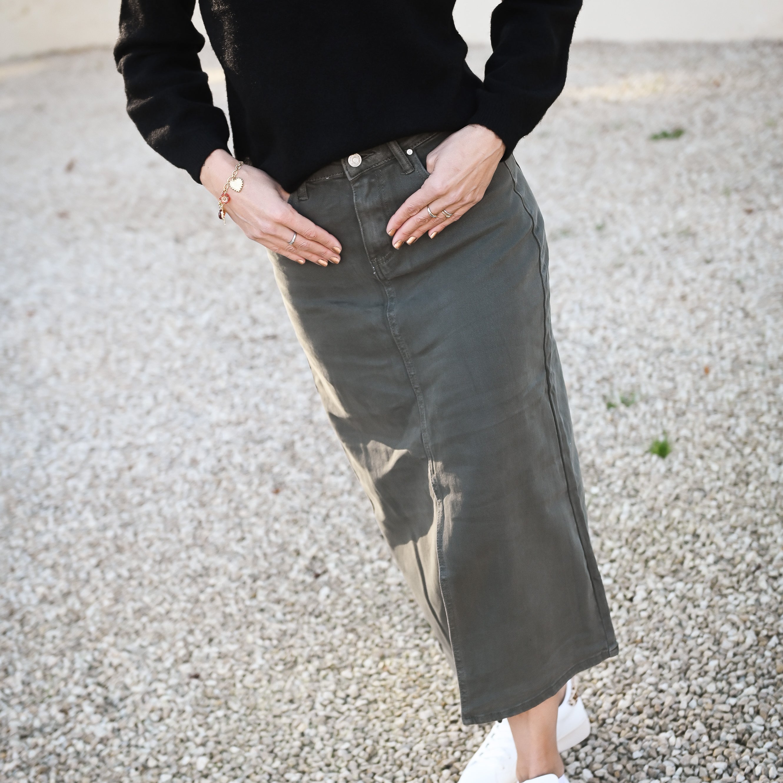 Jupe longue fendu kaki la boutique de lydie