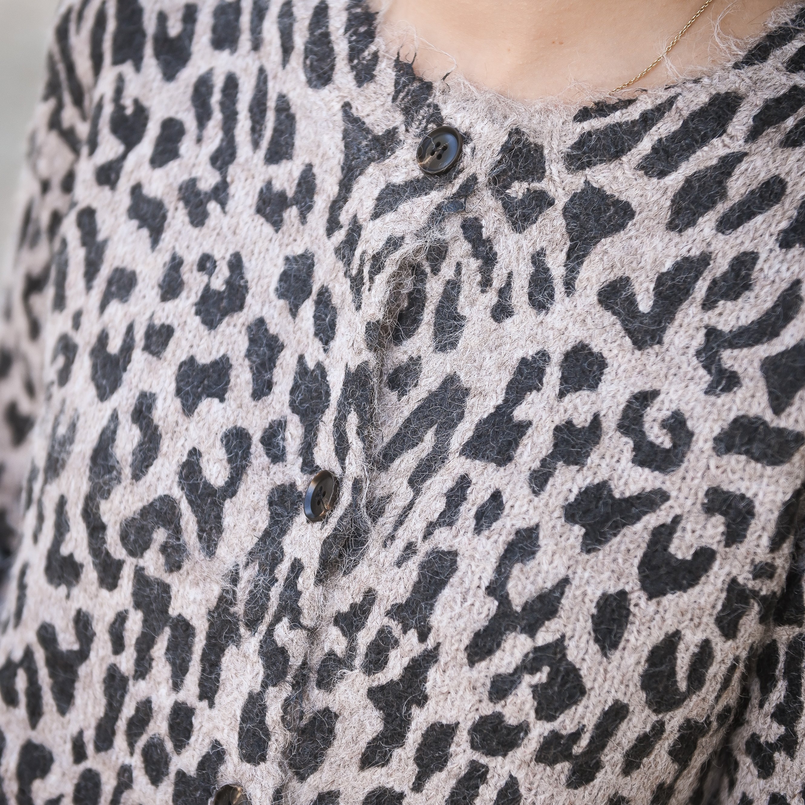 Gilet léopard boutonné la boutique de lydie