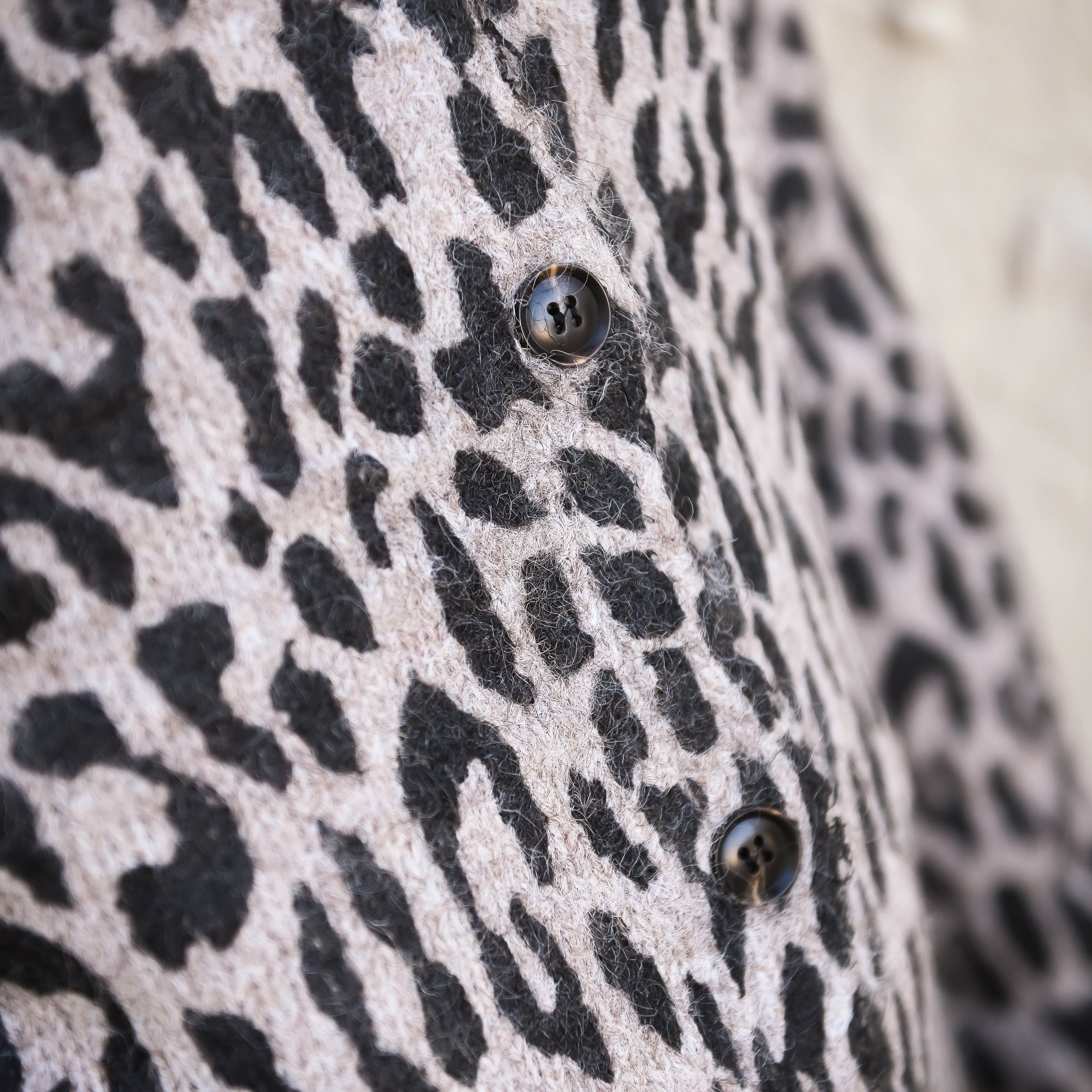 Gilet léopard boutonné la boutique de lydie