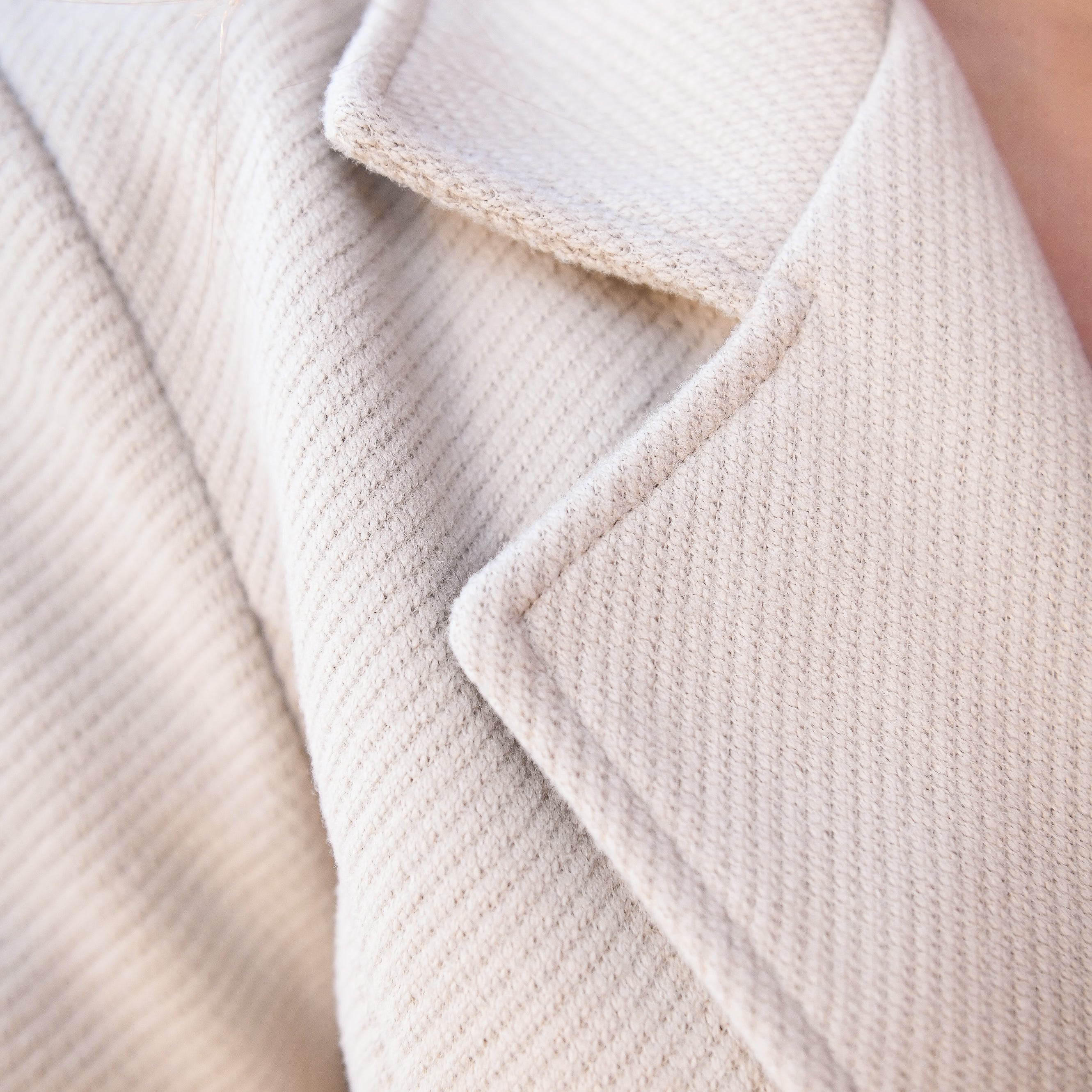 Manteau beige mi long, 4 boutons, avec poches