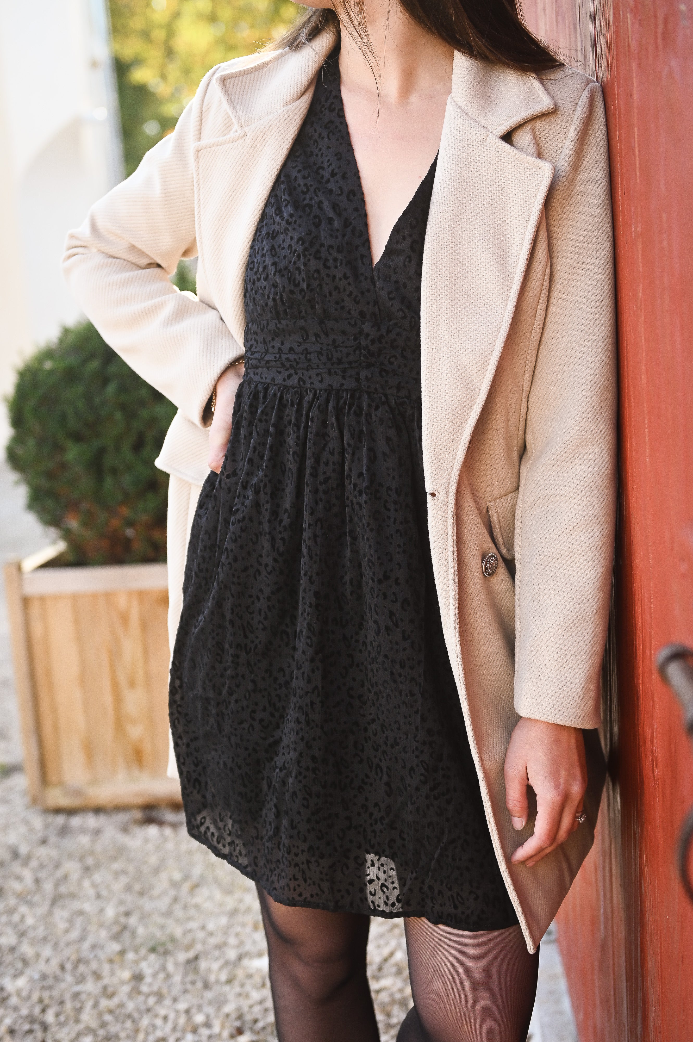 Manteau beige mi long, 4 boutons, avec poches