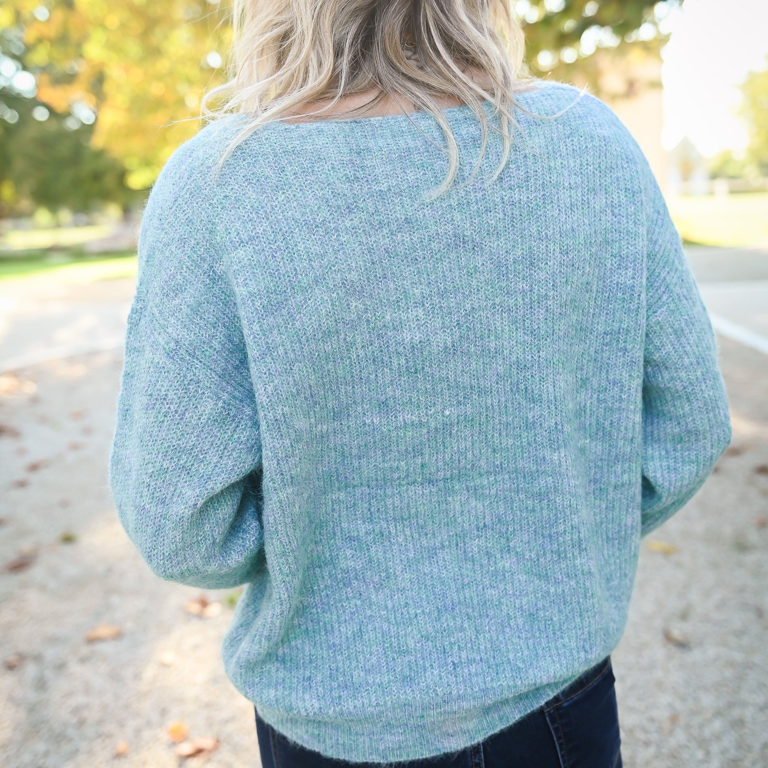 Pull vert col V femme