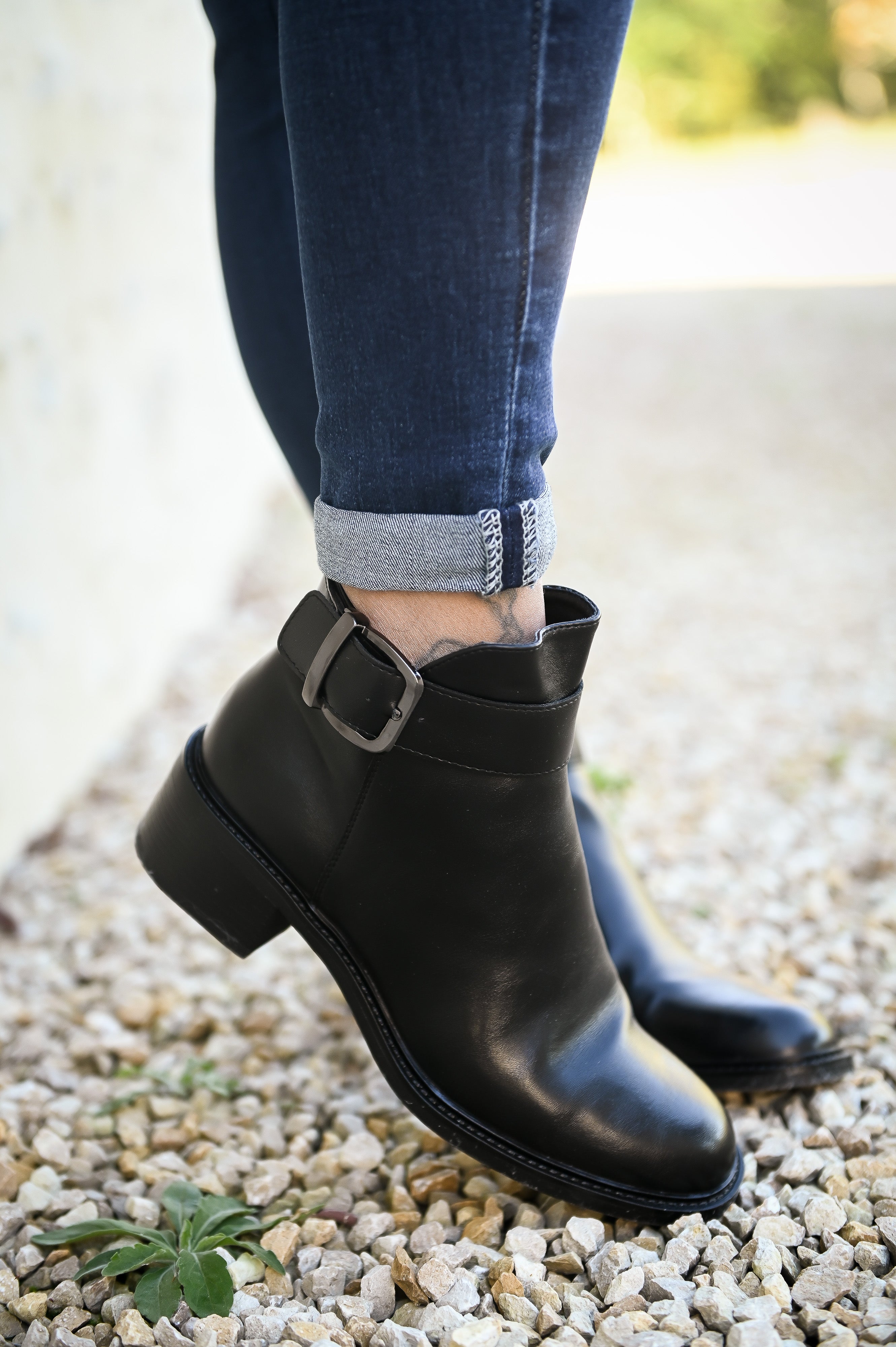 Pull fin noir avec col à revers, la boutique de lydie