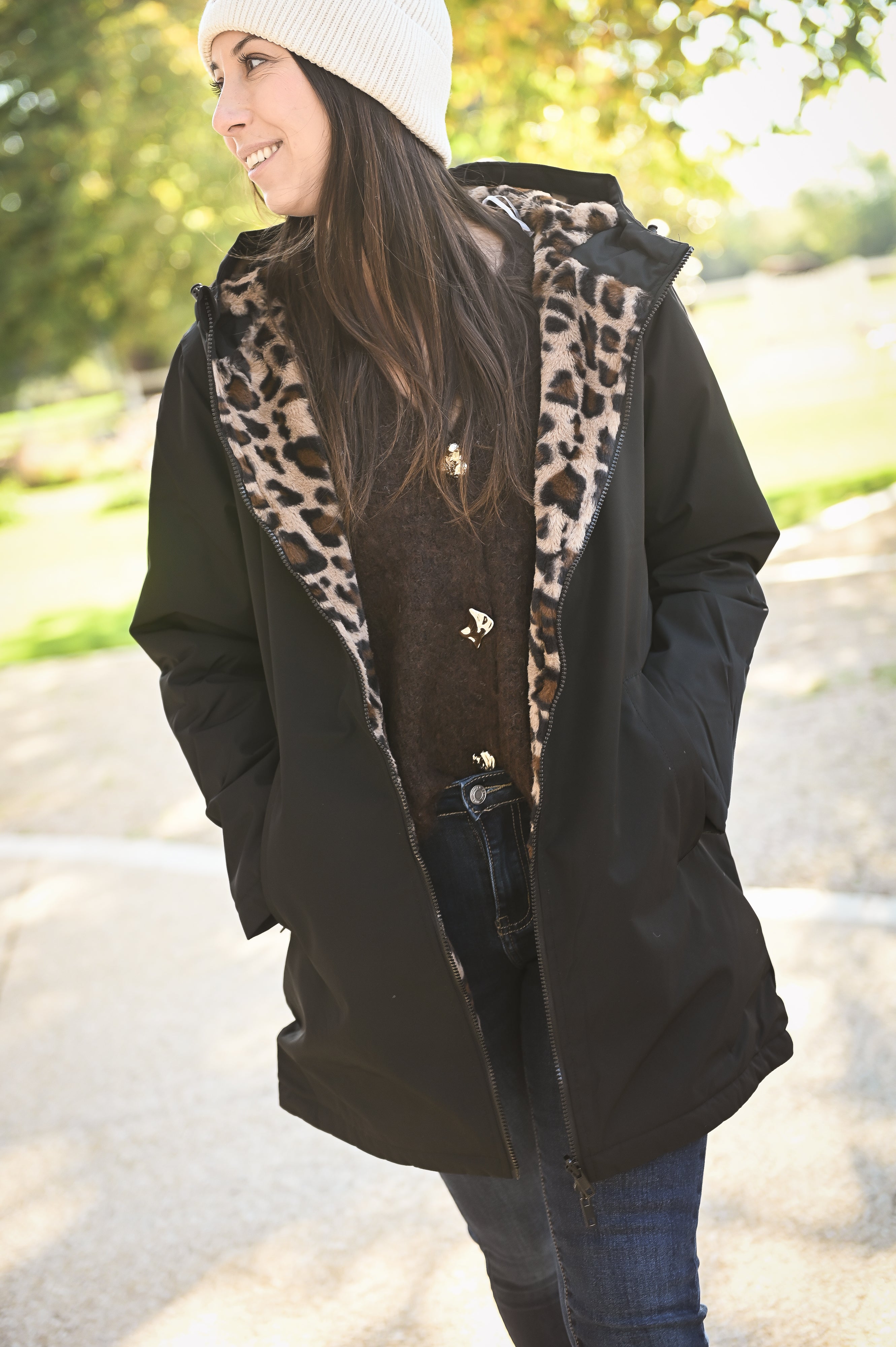 Parka noir mi longue avec fourrure léopard la boutique de lydie