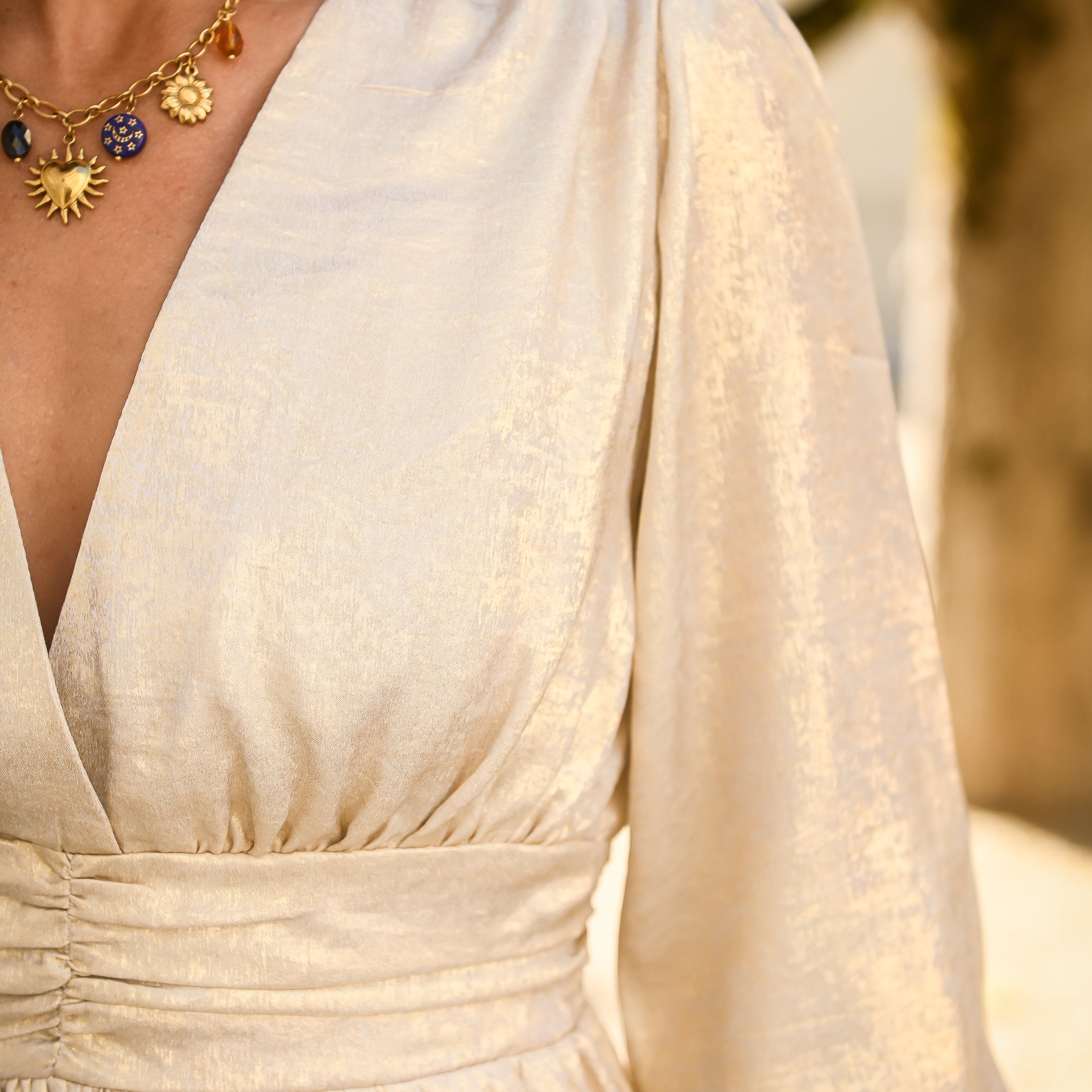 Robe manches longues dorée