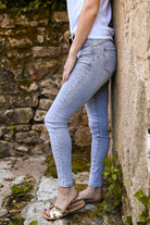 Jean skinny gris clair la boutique de lydie