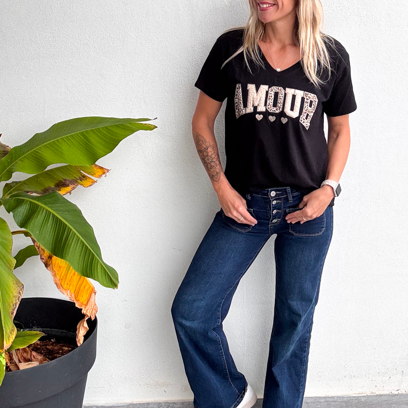 T-shirt noir, Brodé "Amour"