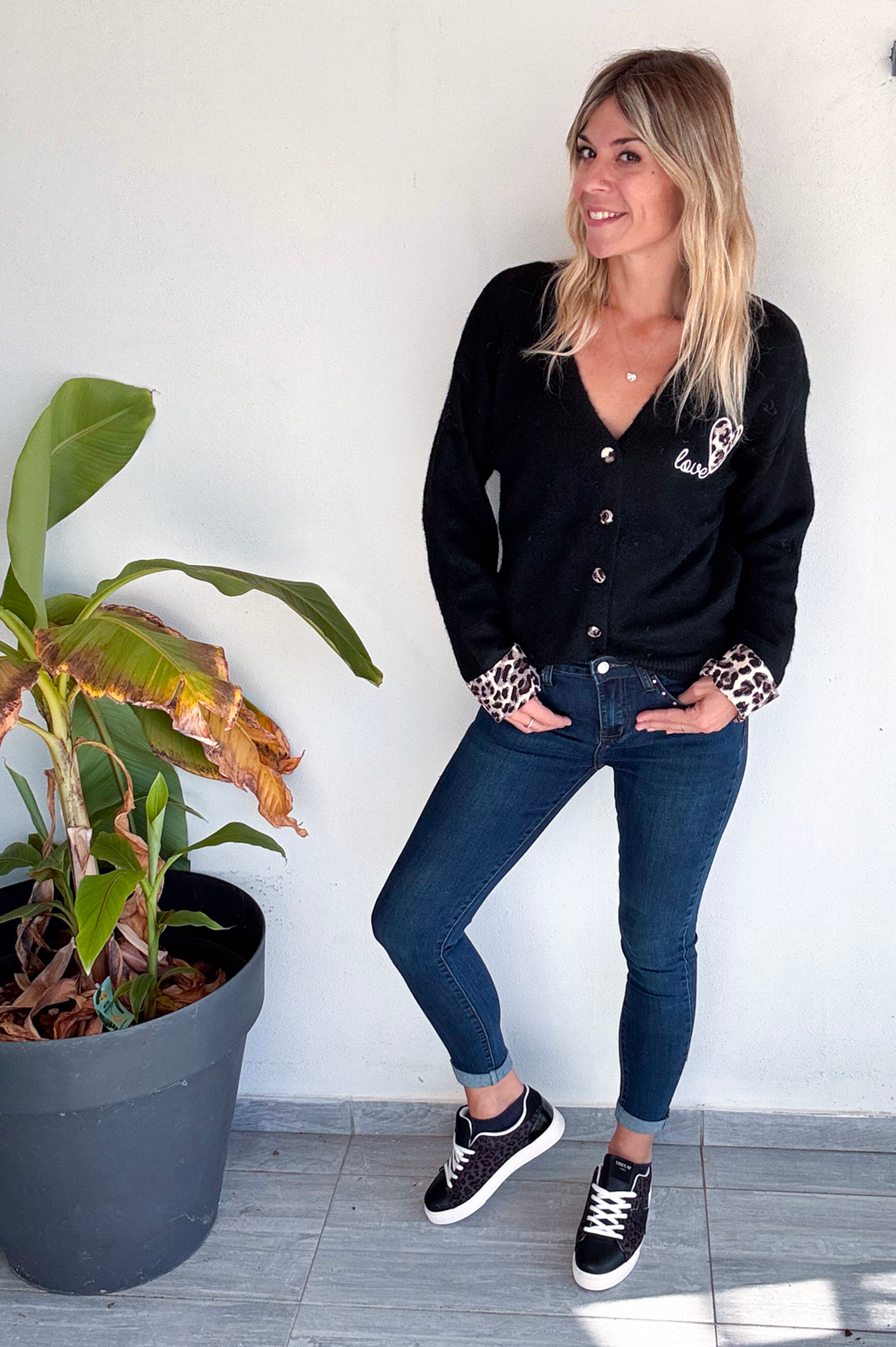 Gilet noir et léopard, broderie coeur