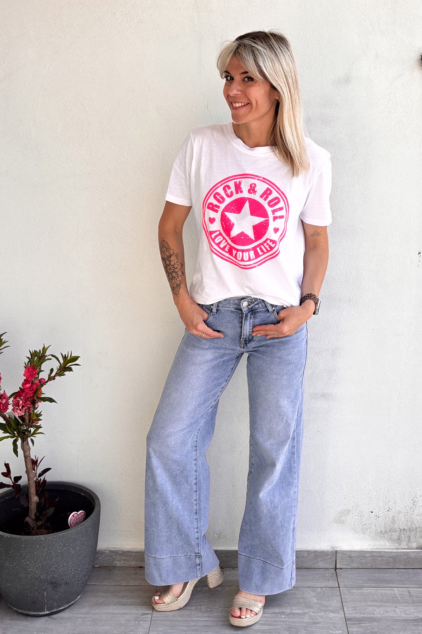 T-shirt blanc Rock & Roll fushia la boutqiue de lydie