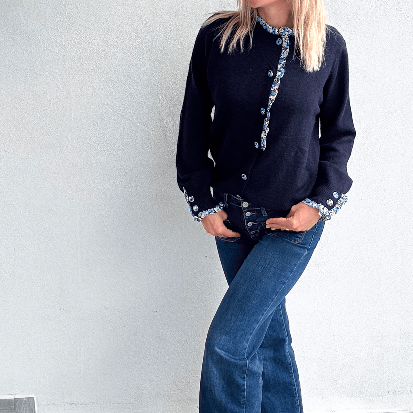 Gilet marine fleuri femme