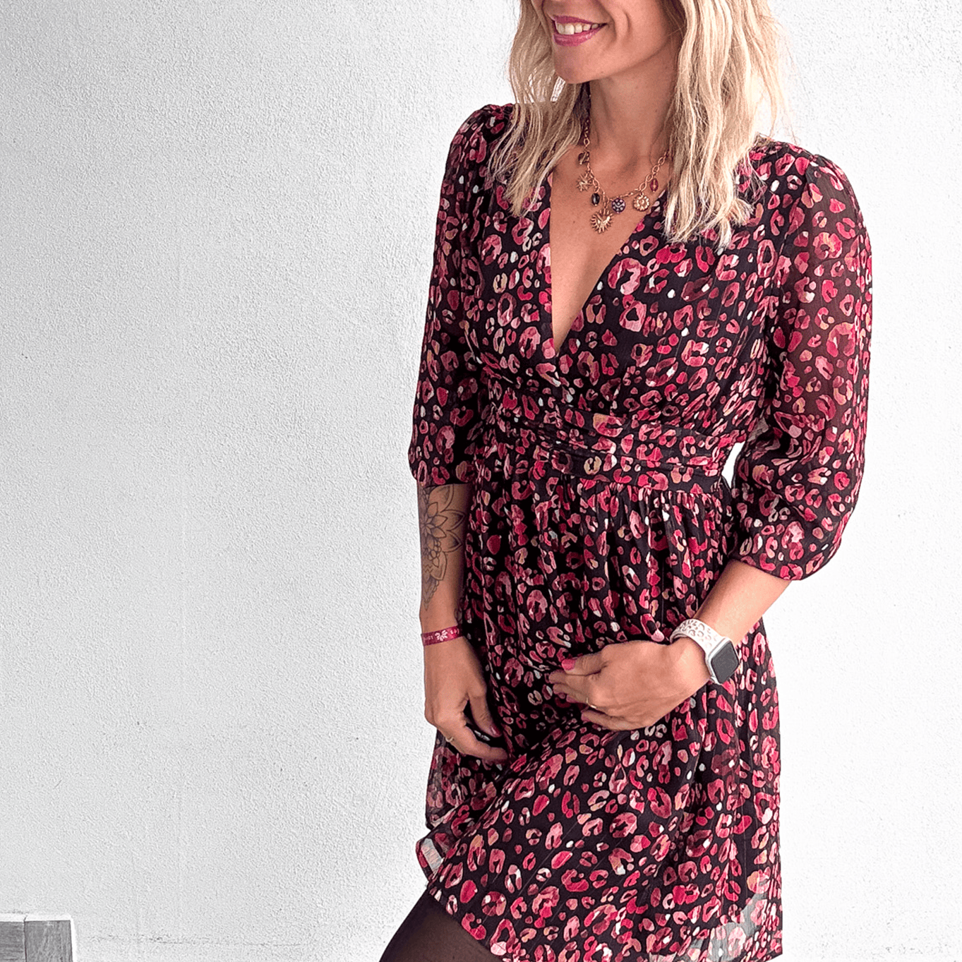 Robe Courte Cache-Cœur Imprimée - Léopard Rose & Noir