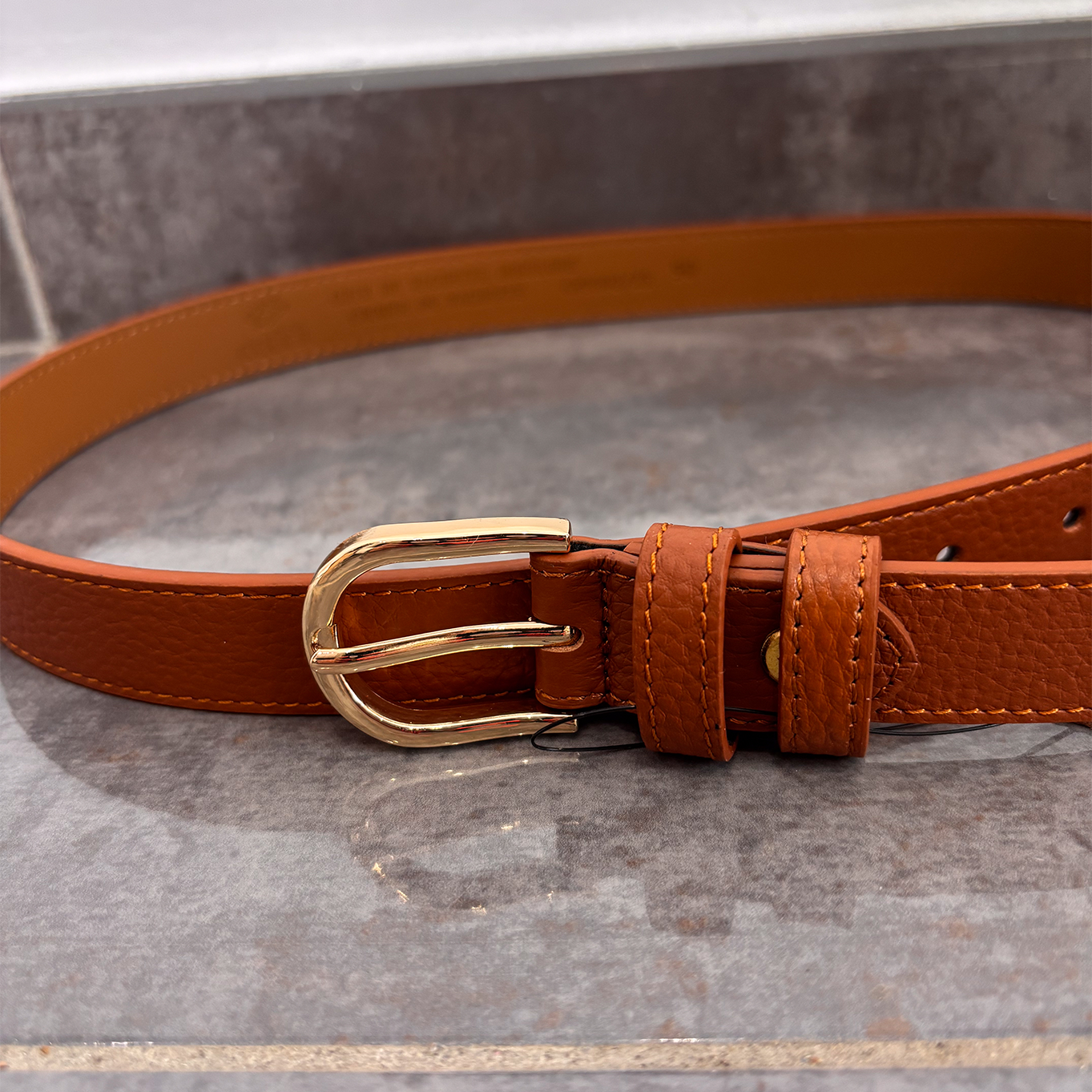 Ceinture fine en cuir