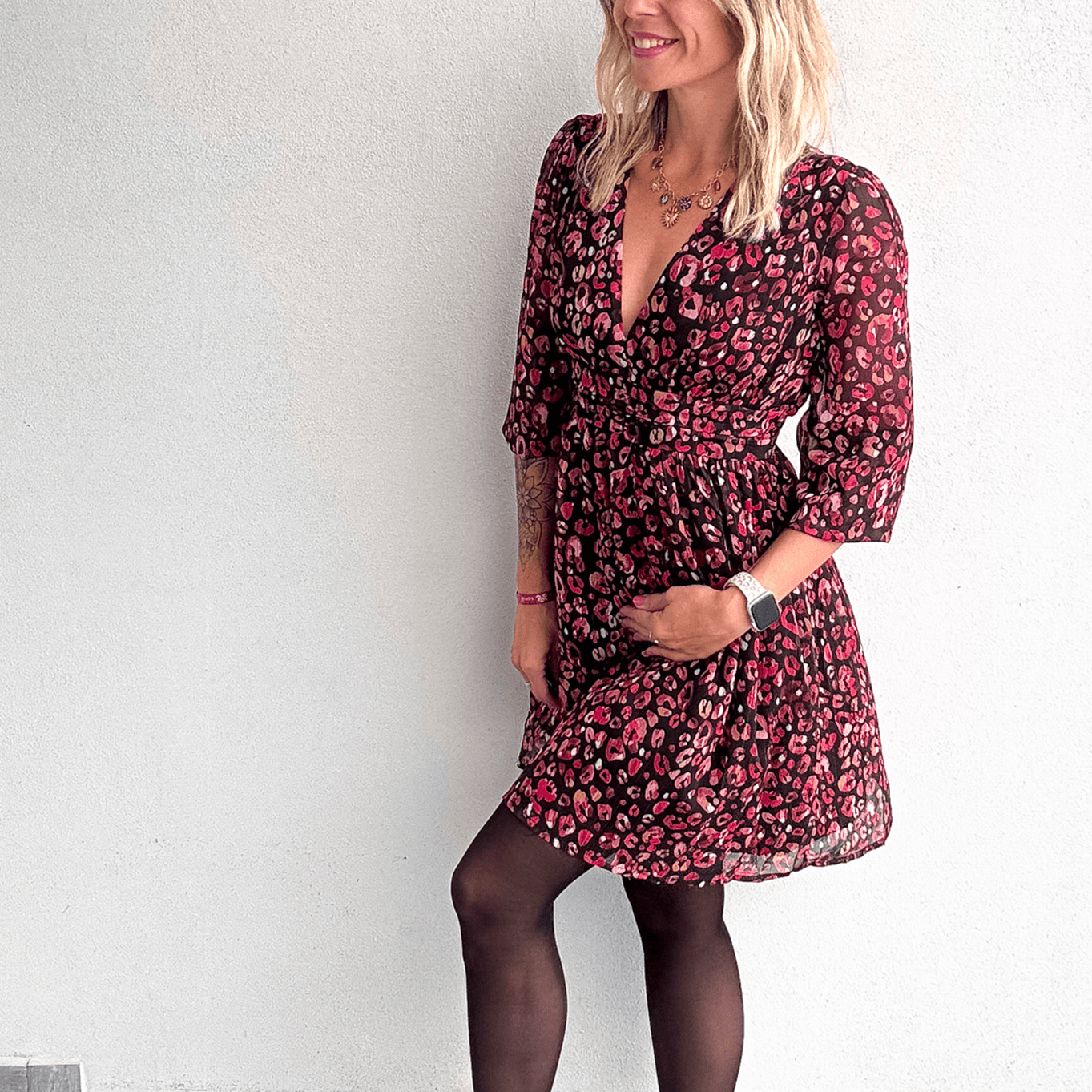 Robe Courte Cache-Cœur Imprimée - Léopard Rose & Noir la boutique de lydie