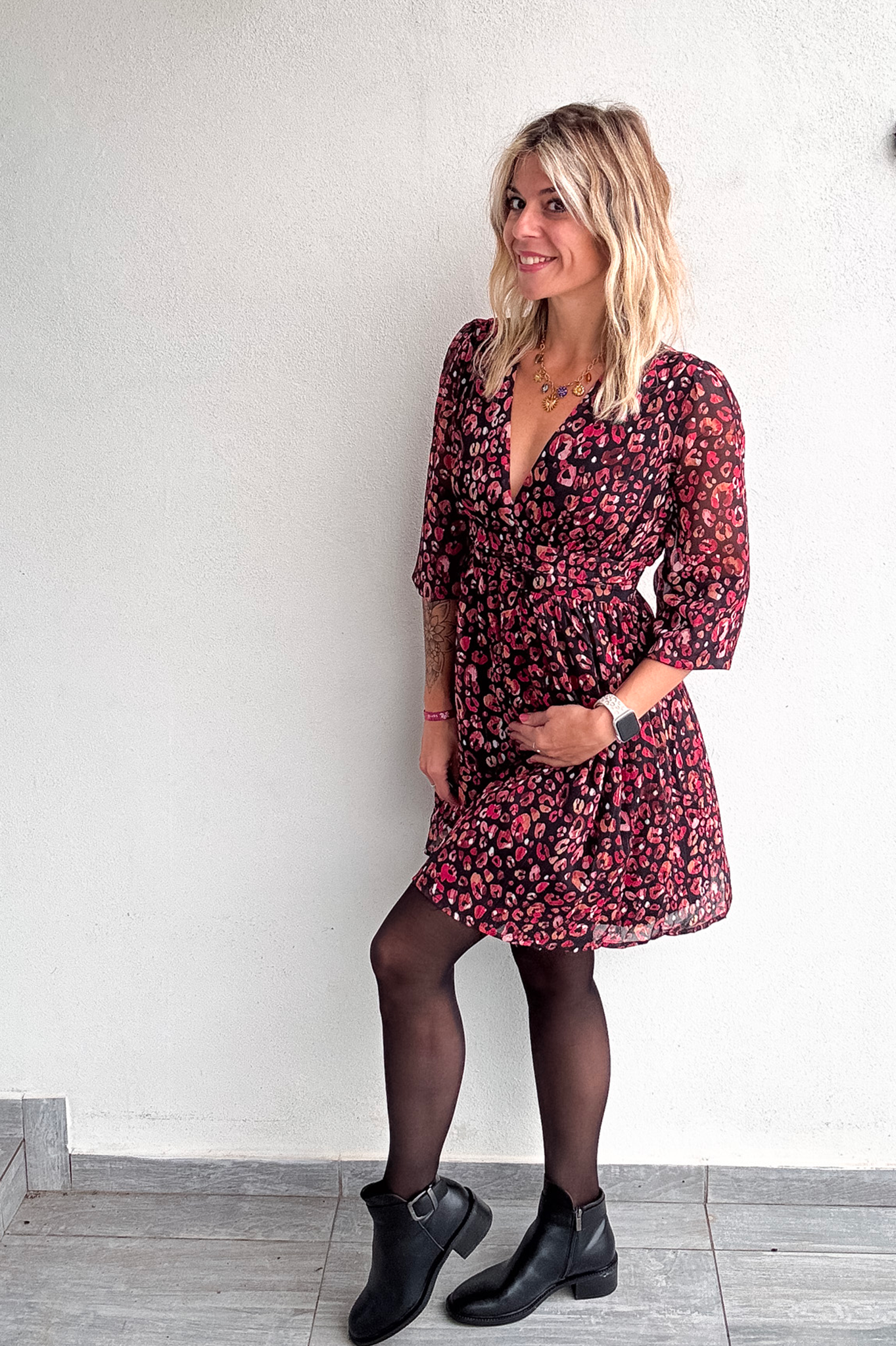 Robe Courte Cache-Cœur Imprimée - Léopard Rose & Noir la boutique de lydie