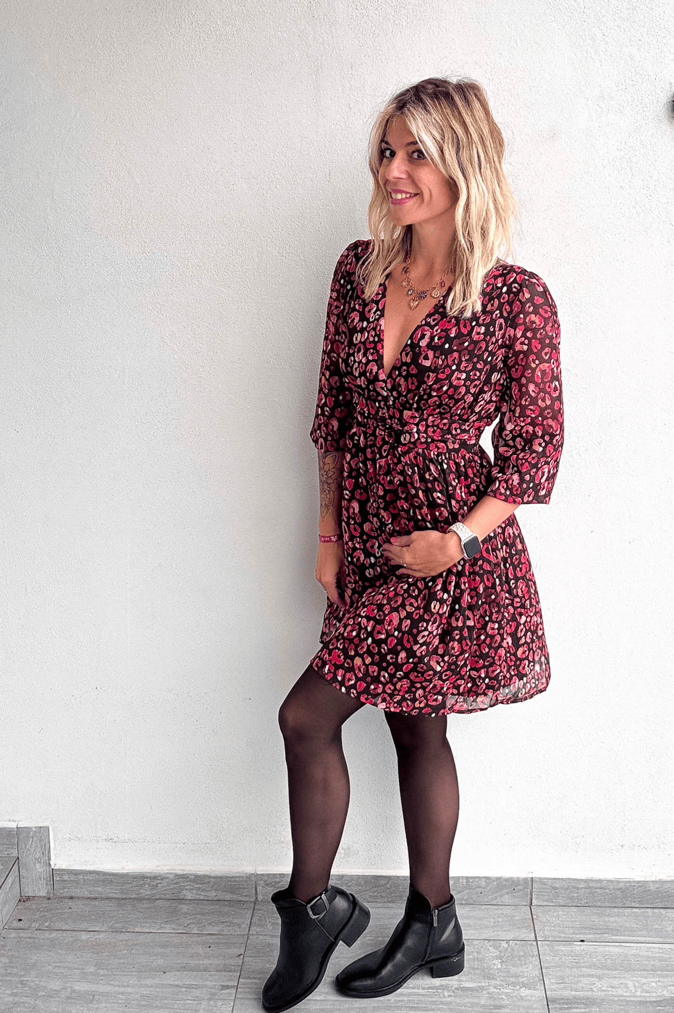 Robe Courte Cache-Cœur Imprimée - Léopard Rose & Noir la boutique de lydie