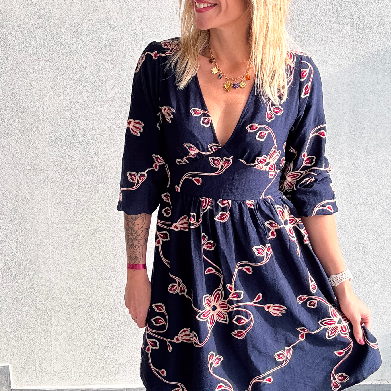 Robe courte Marine avec broderie