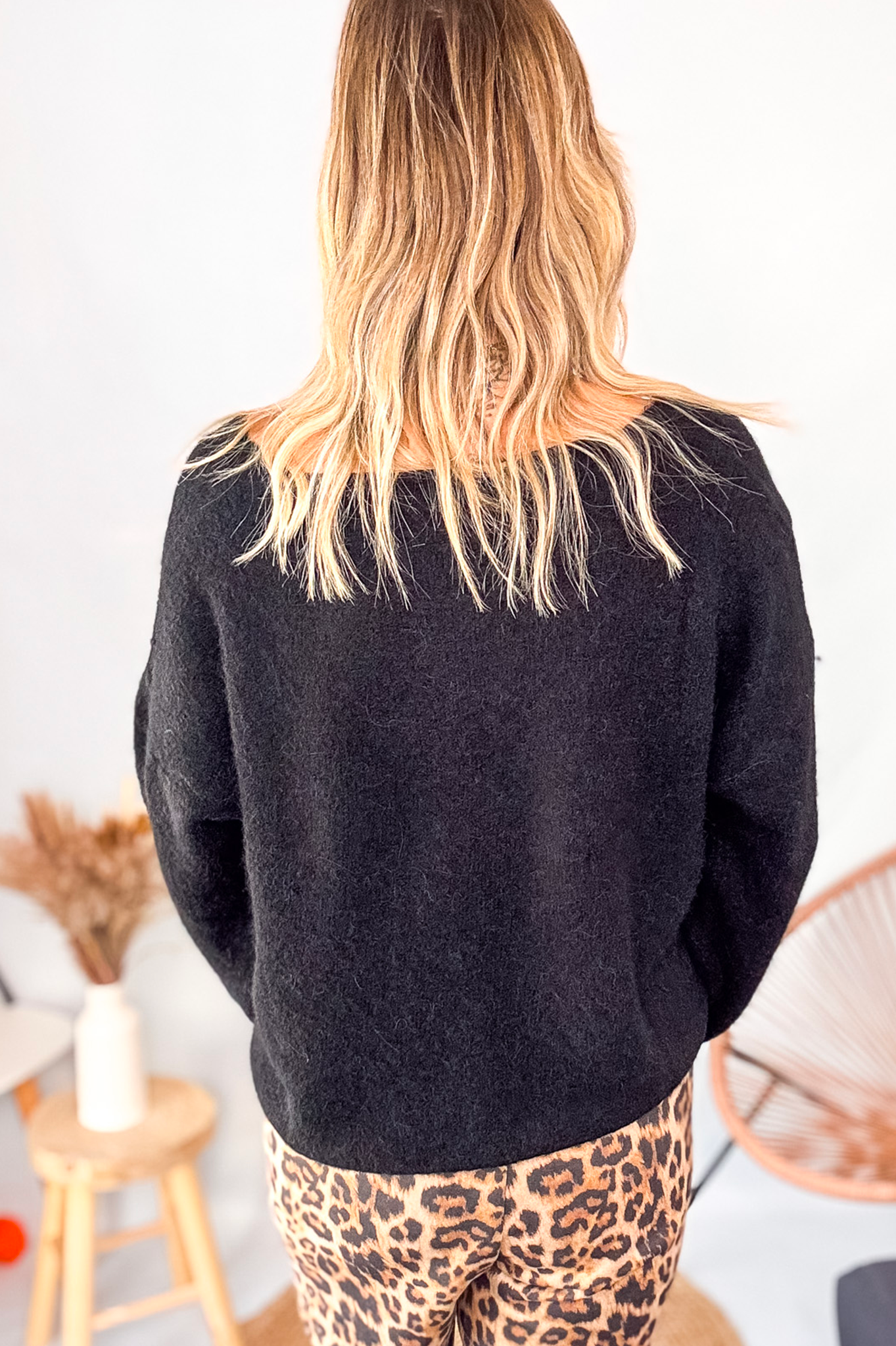 Gilet cardigan noir Baby Alpaga col V