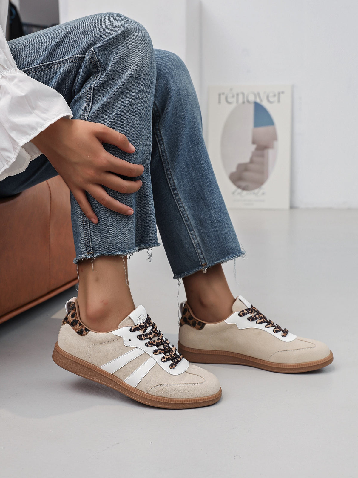 Baskets– Suédine Beige & Touches Léopard