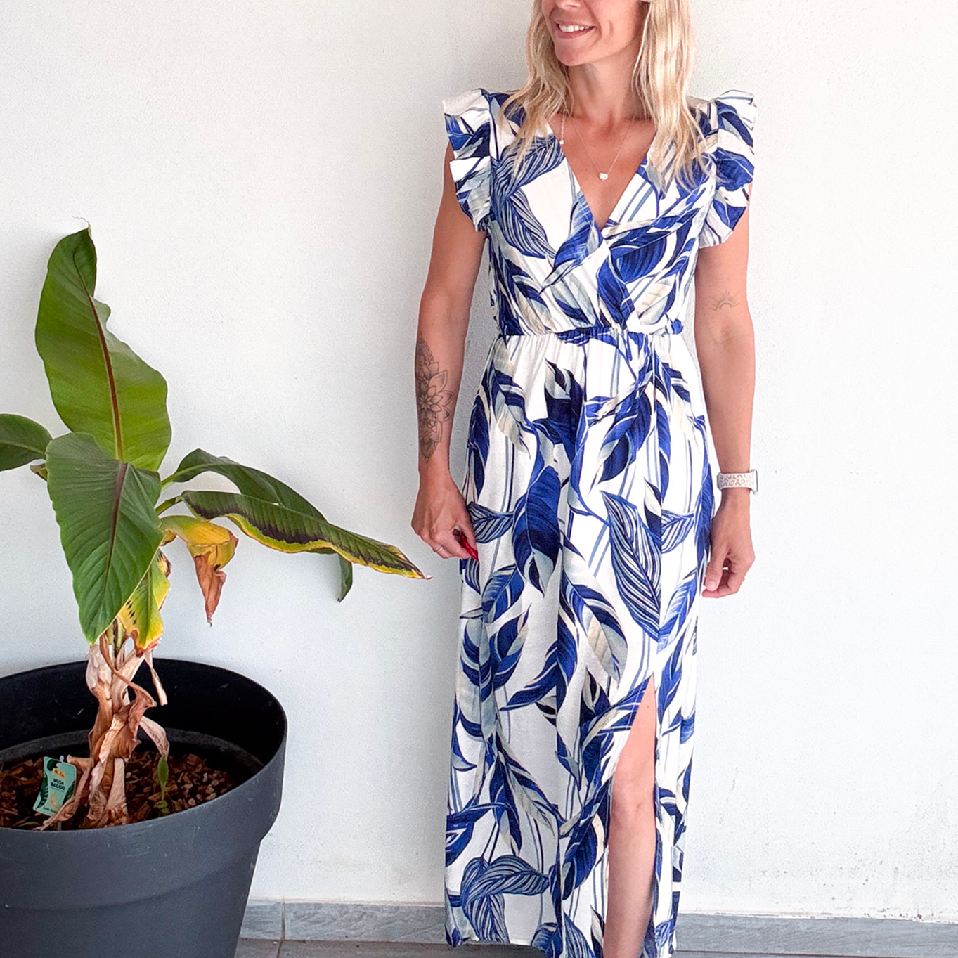 Robe longue blanche motifs bleus