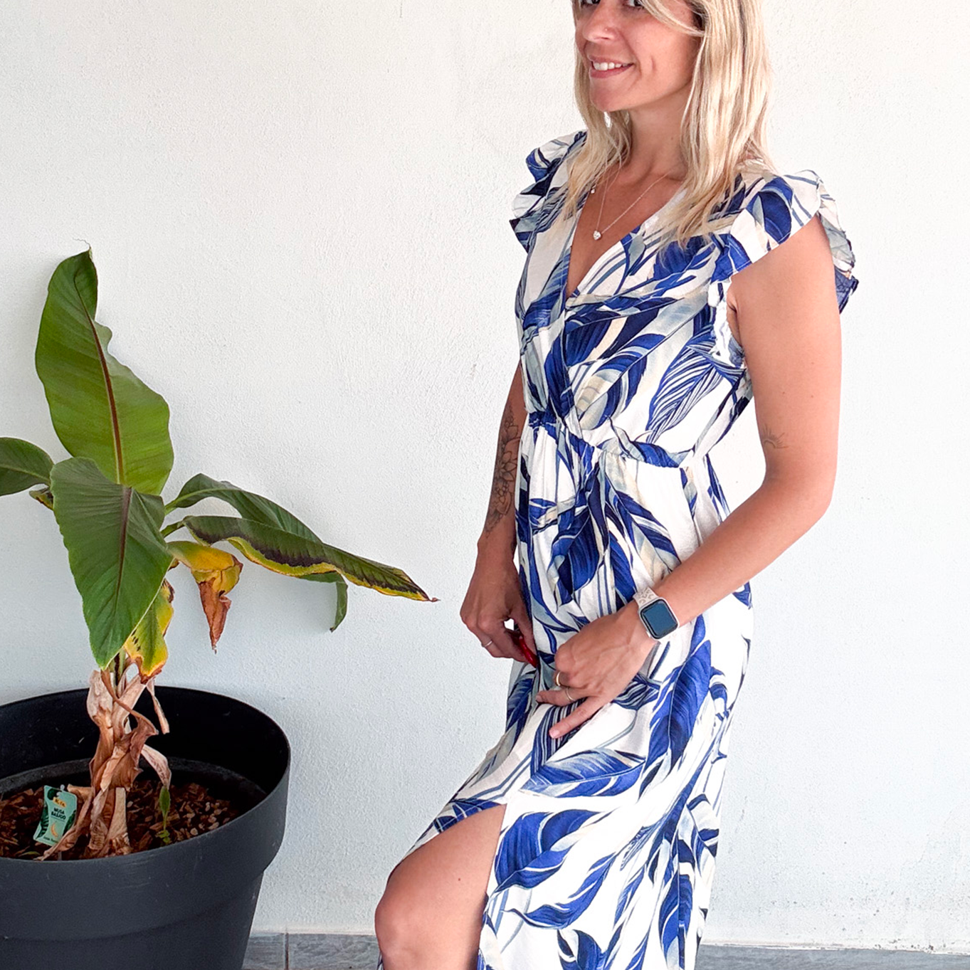 Robe longue blanche motifs bleus