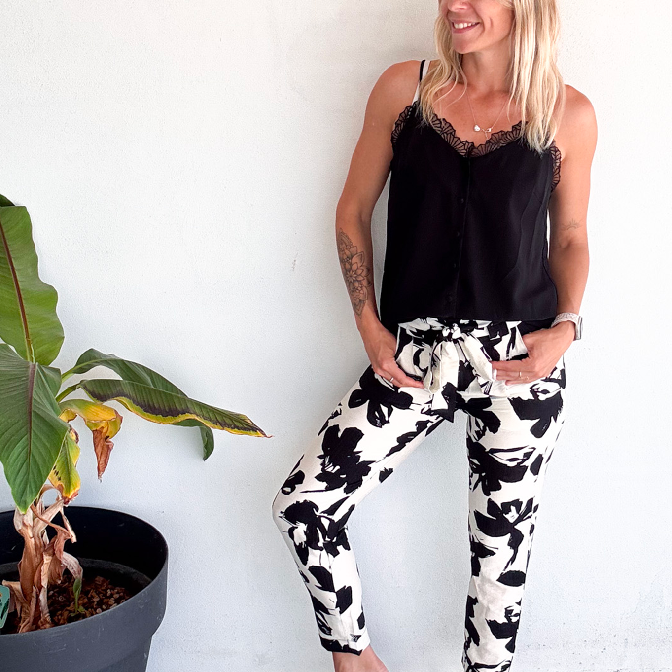 Pantalon fluide crème et noir la boutique de lydie