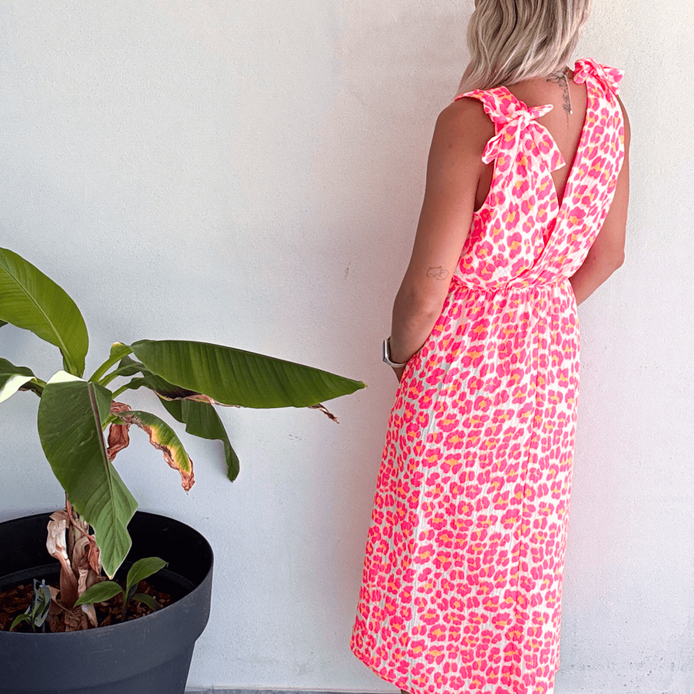 Robe longue motif léopard fushia
