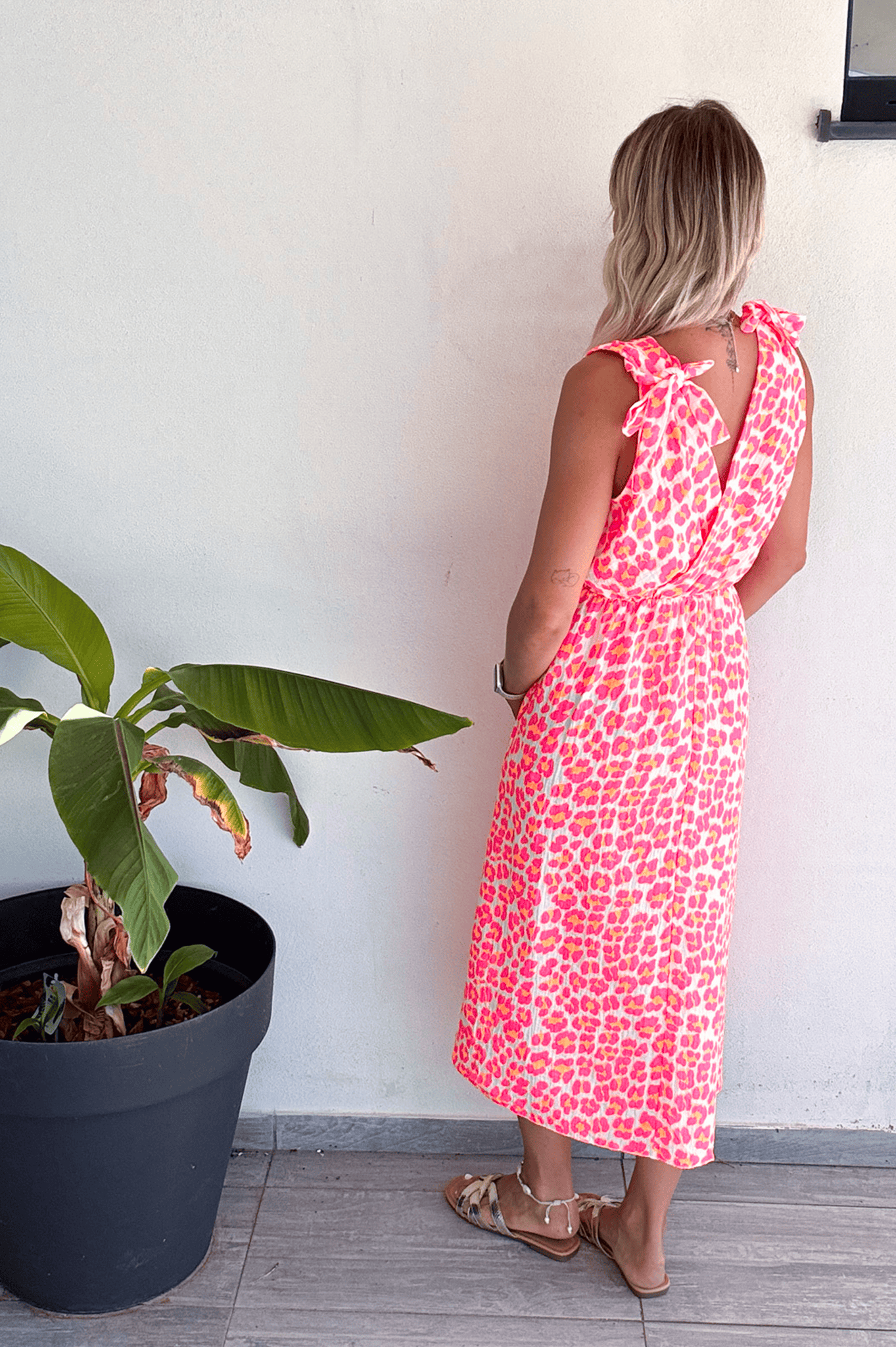 Robe longue motif léopard fushia