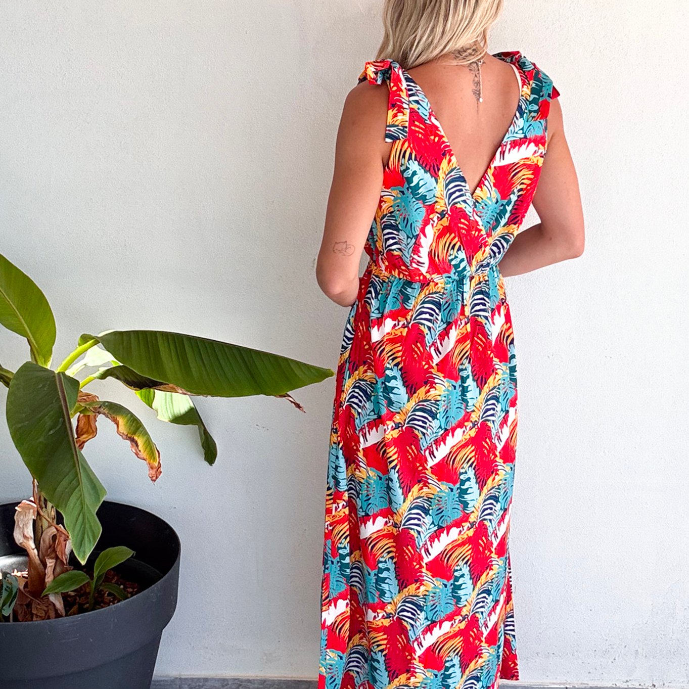 Robe longue motif tropical rouge et vert