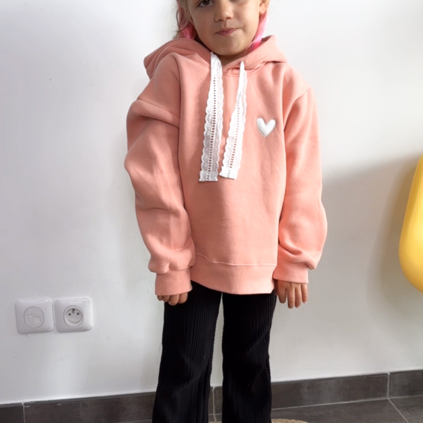 Sweat à capuche rose Enfant la boutique de lydie
