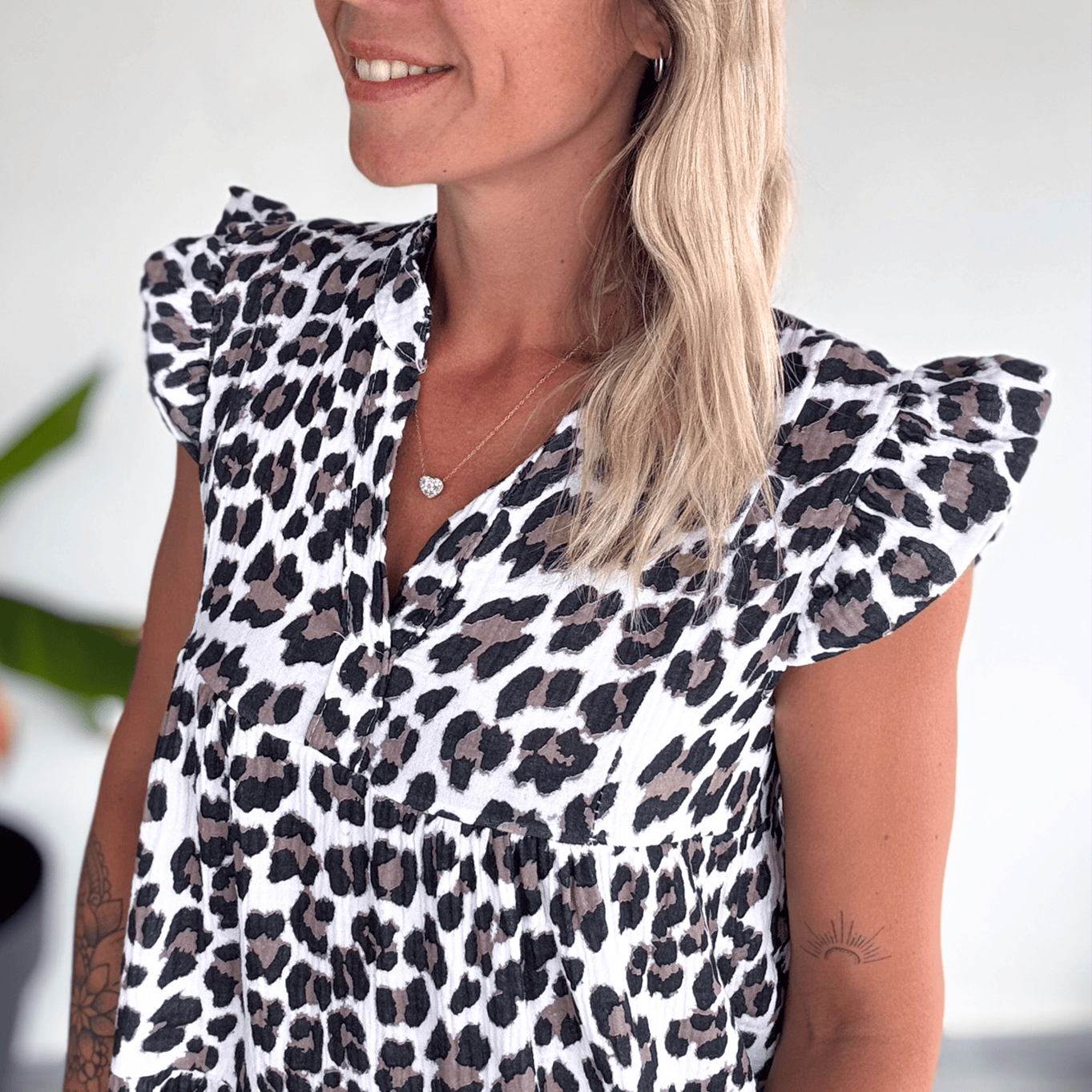 Robe ample motif léopard