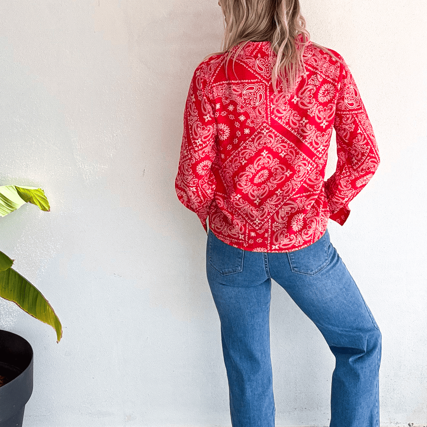 Chemise légère fluide rouge à motifs