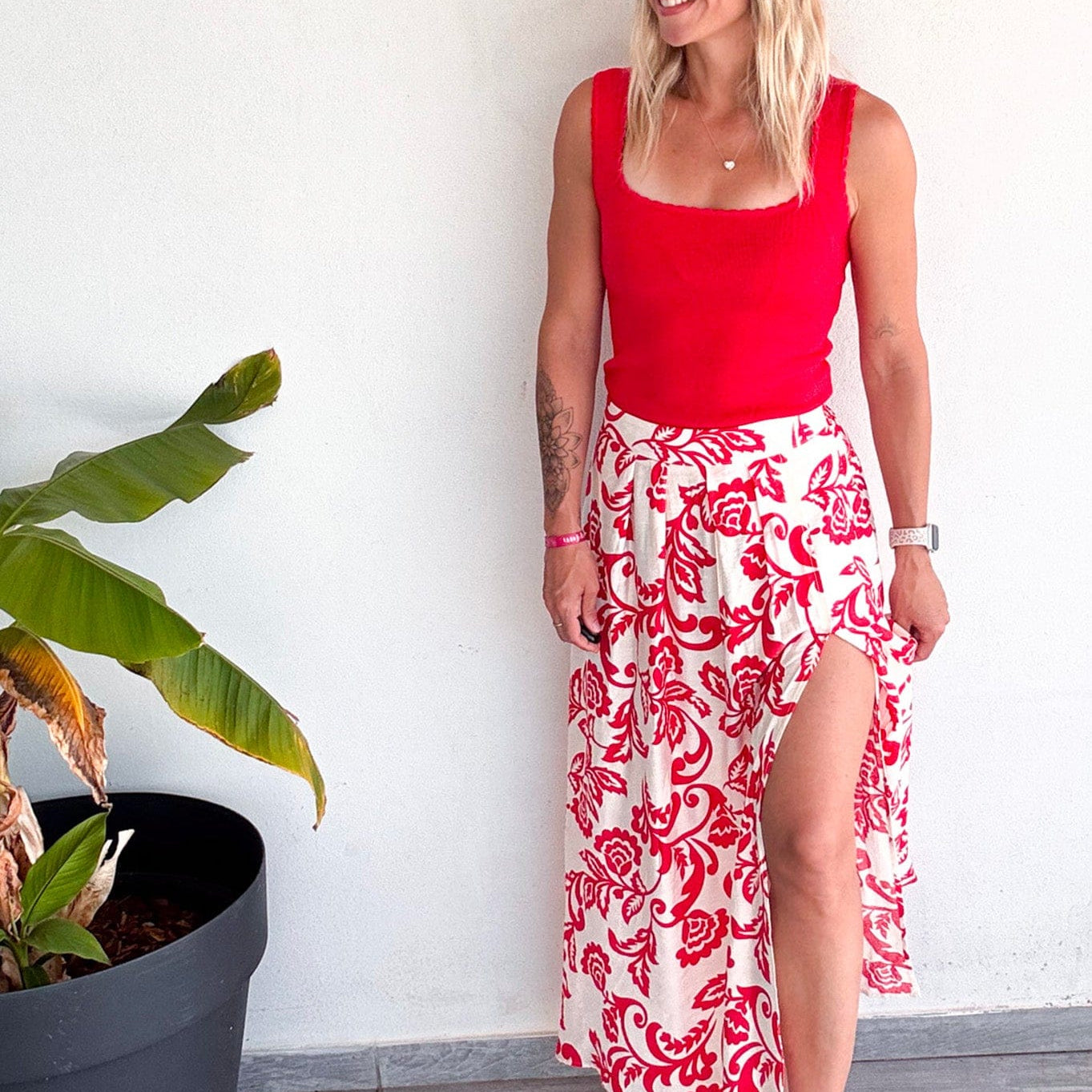 Jupe longue écru motifs rouge