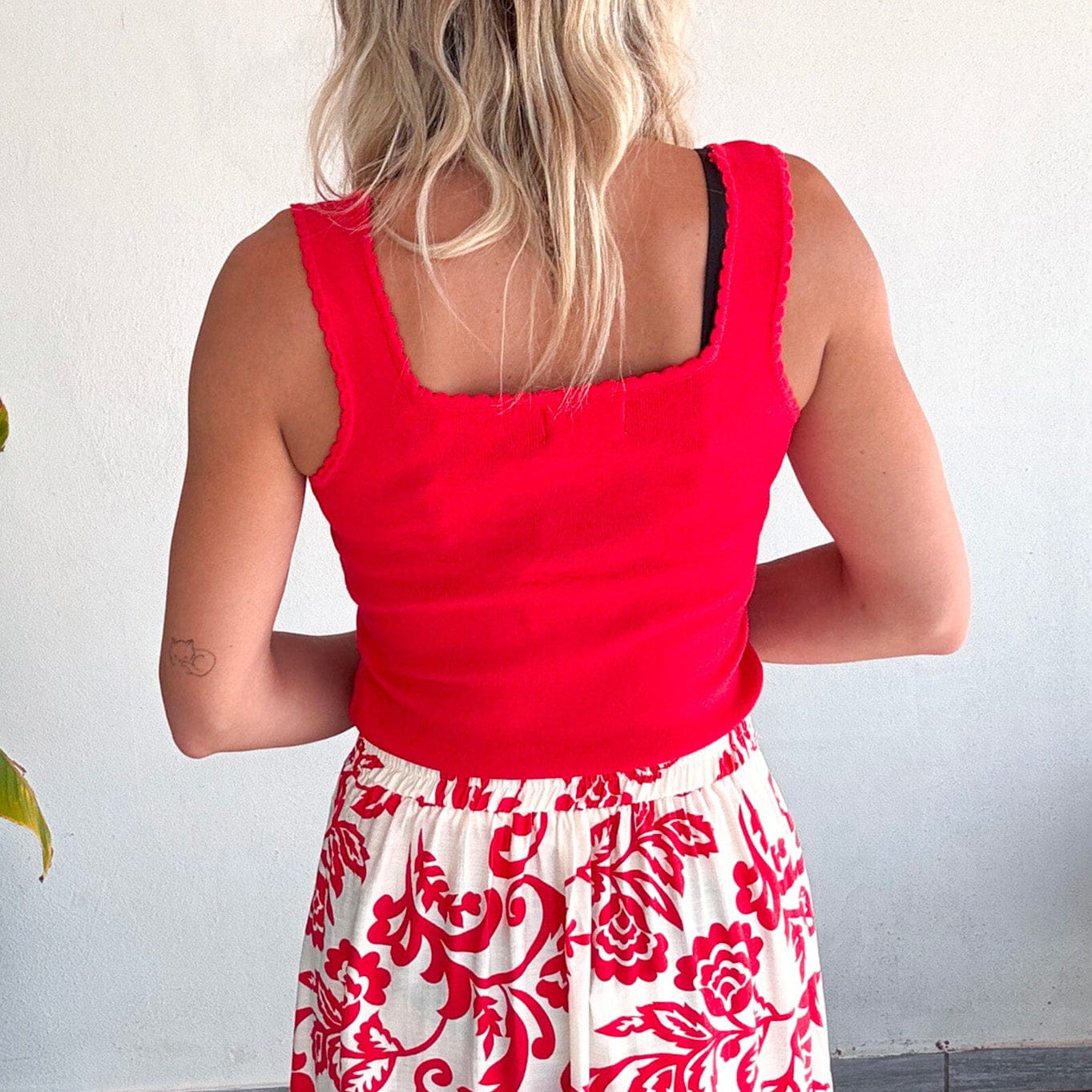 Débardeur rouge col carré