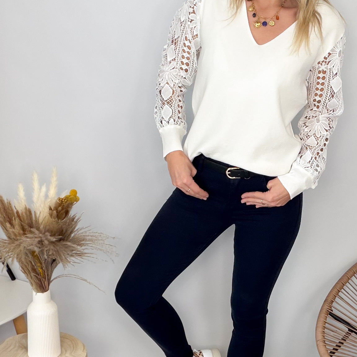 Pull Écru Manches Dentelle - femme