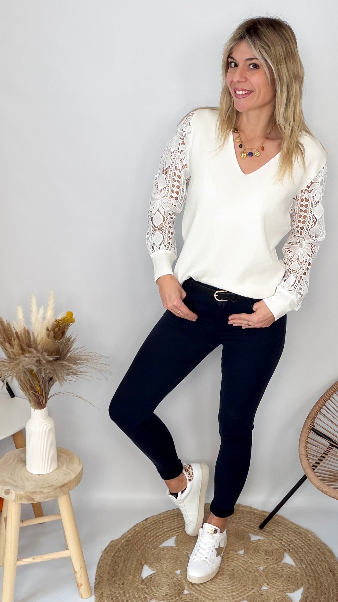 Pull Écru Manches Dentelle - femme