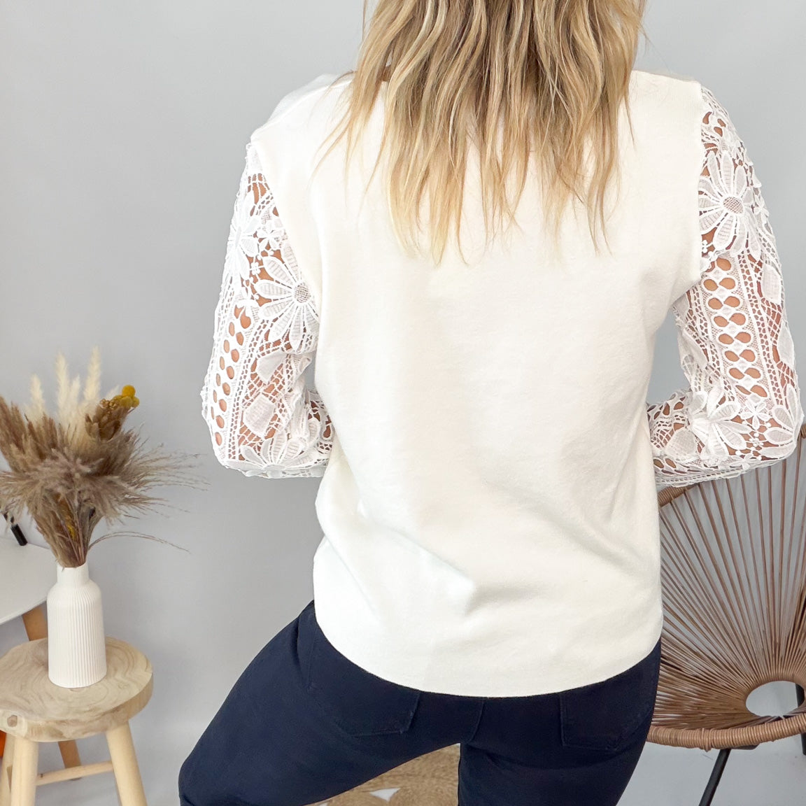 Pull Écru Manches Dentelle - femme