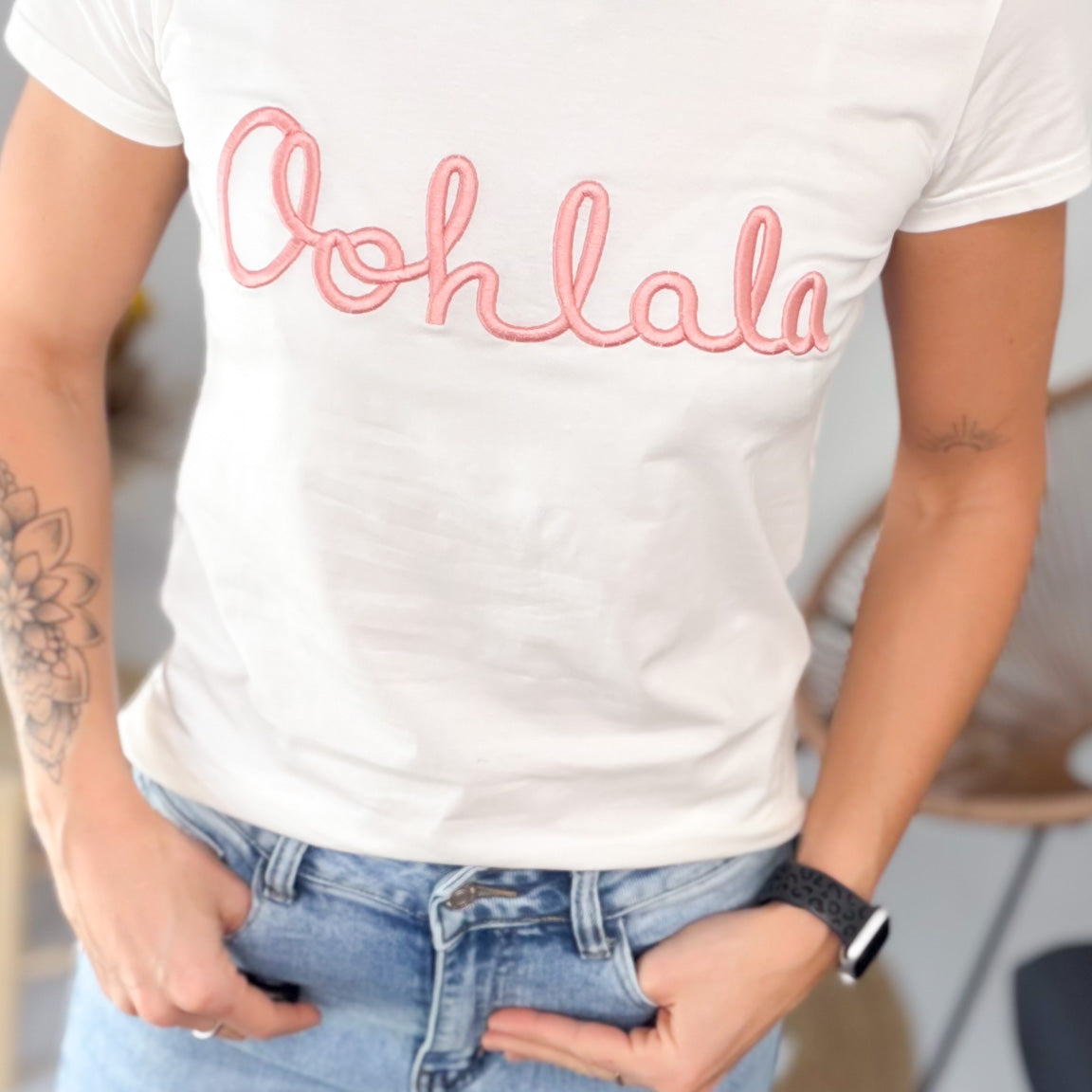 T-shirt blanc brodé Oohlala rose la boutique de lydie