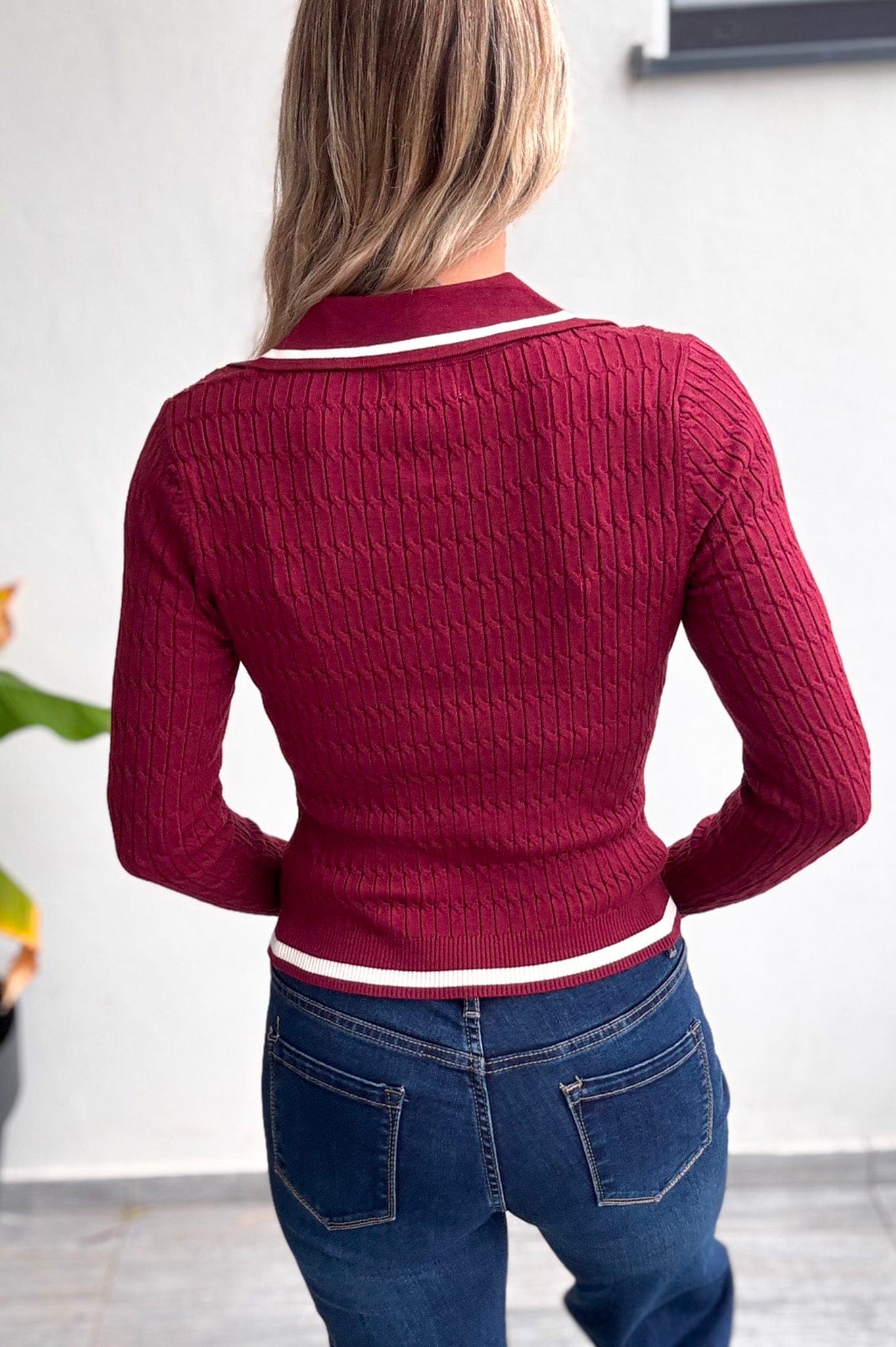 Pull fin bordeaux avec col à revers femme
